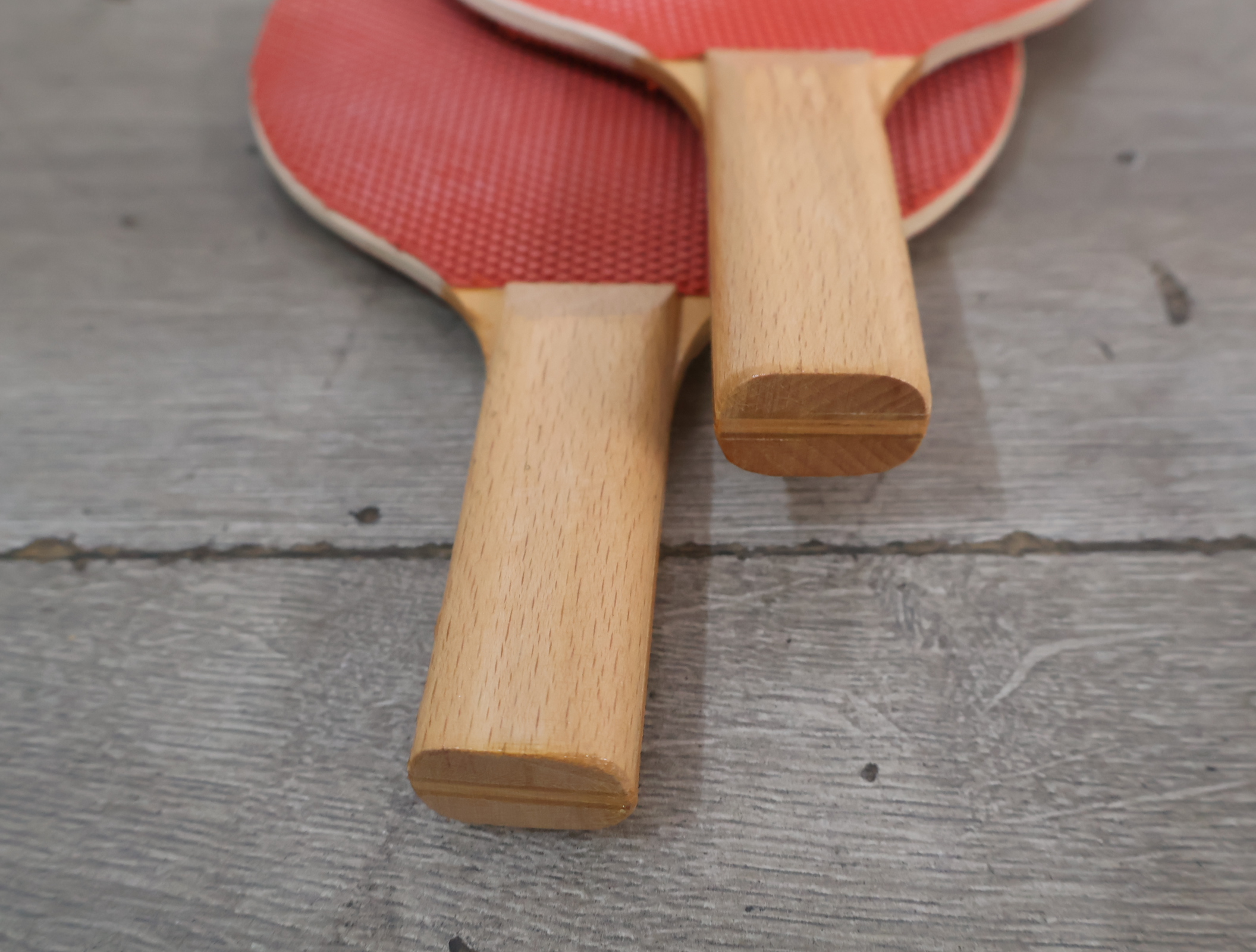 Sponela tafeltennisset met batjes, balletjes en net – foto 15 – kavel bij GSD Auctions, Zoeterwoude