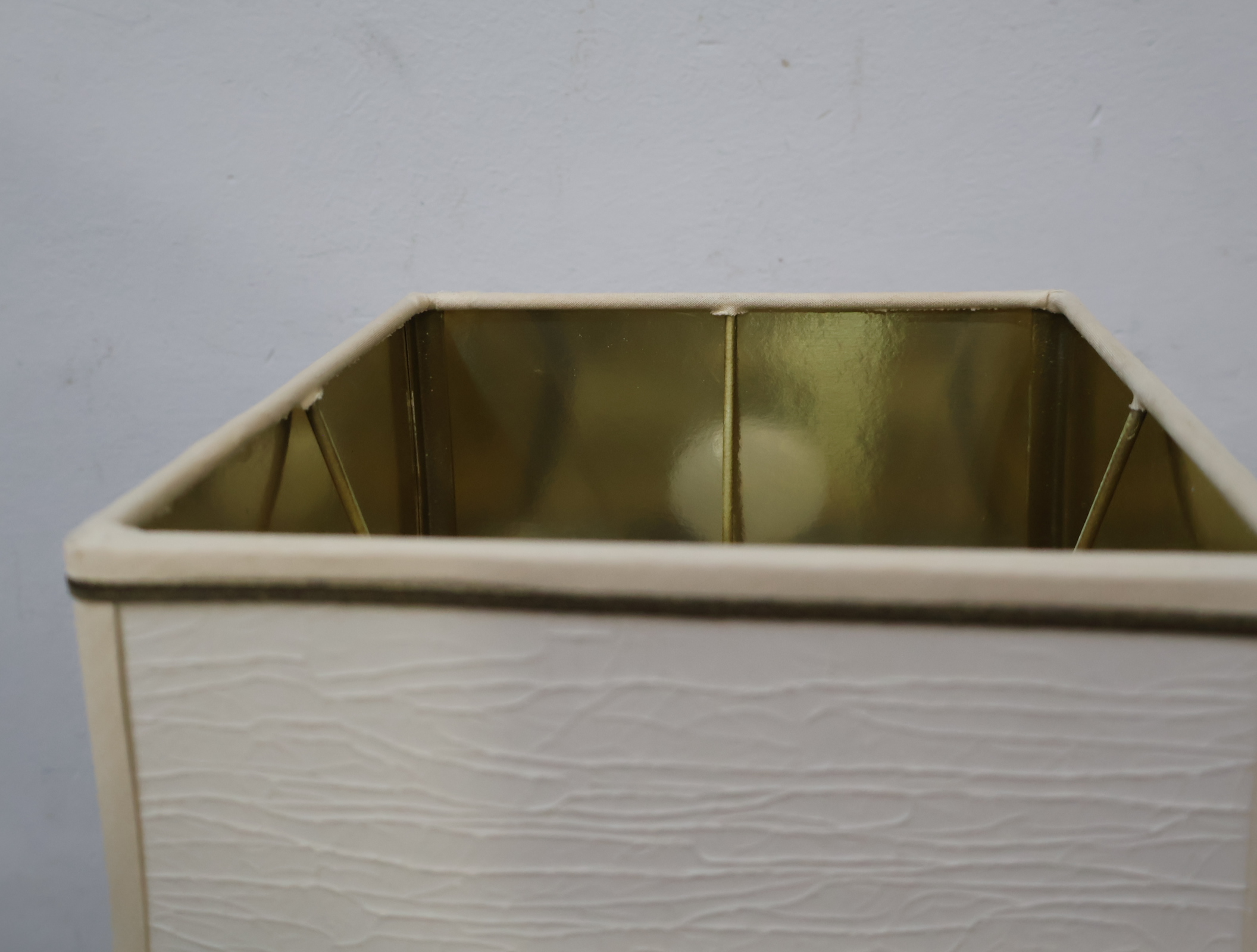 Tafellamp - Messing en gouden Accenten – foto 6 – kavel bij GSD Auctions, Zoeterwoude
