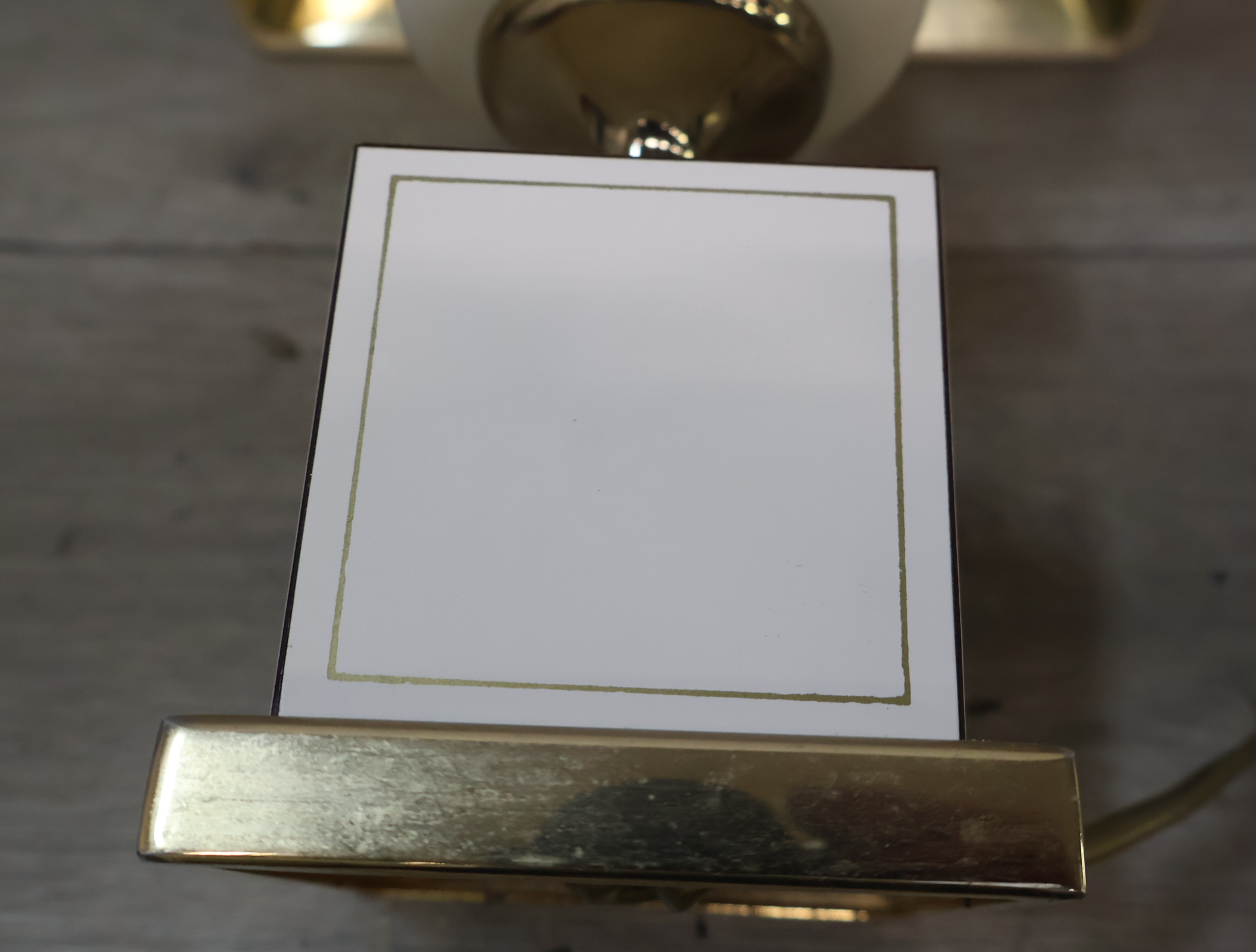 Tafellamp - Messing en gouden Accenten – foto 13 – kavel bij GSD Auctions, Zoeterwoude