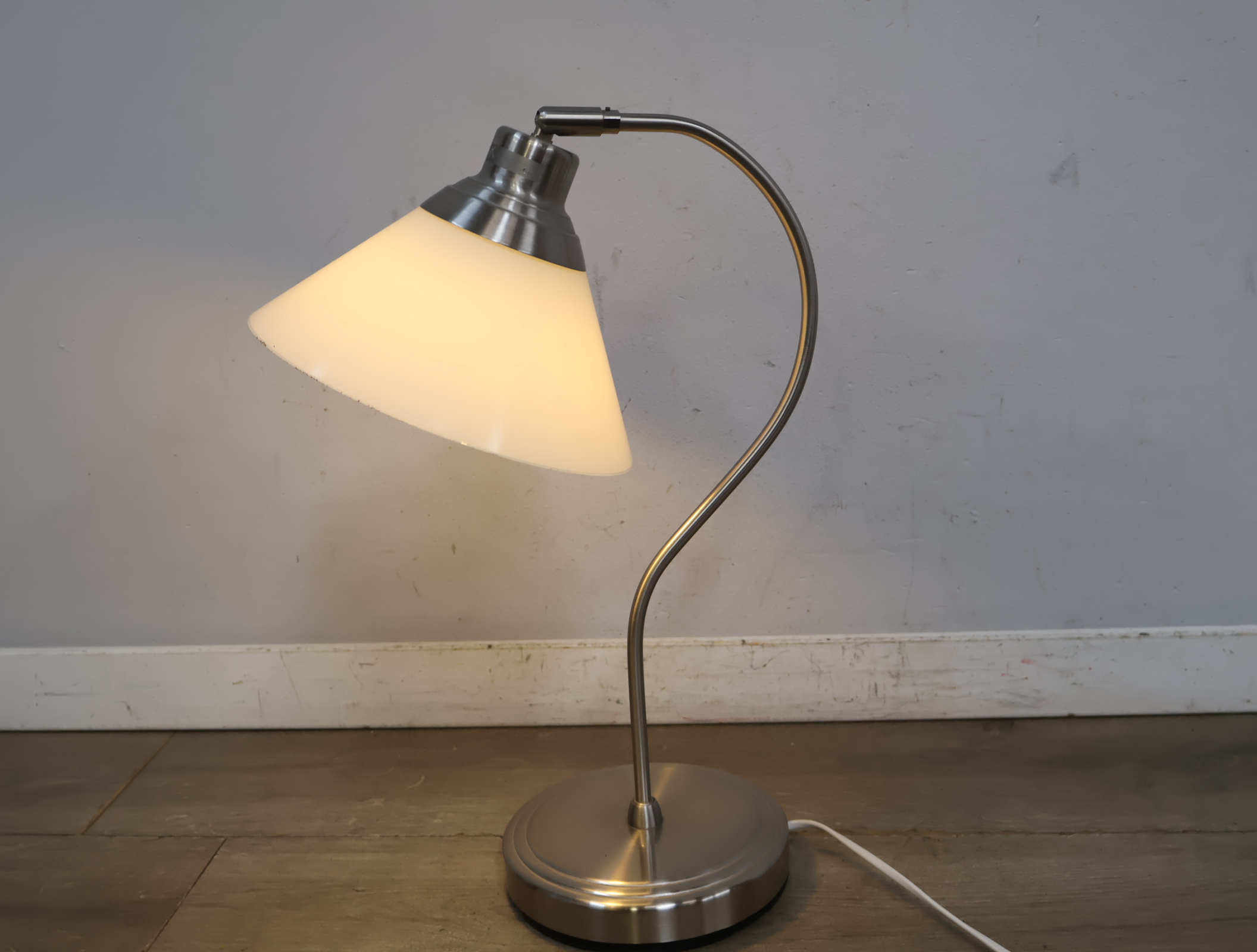 Bureaulamp – foto 4 – kavel bij GSD Auctions, Zoeterwoude