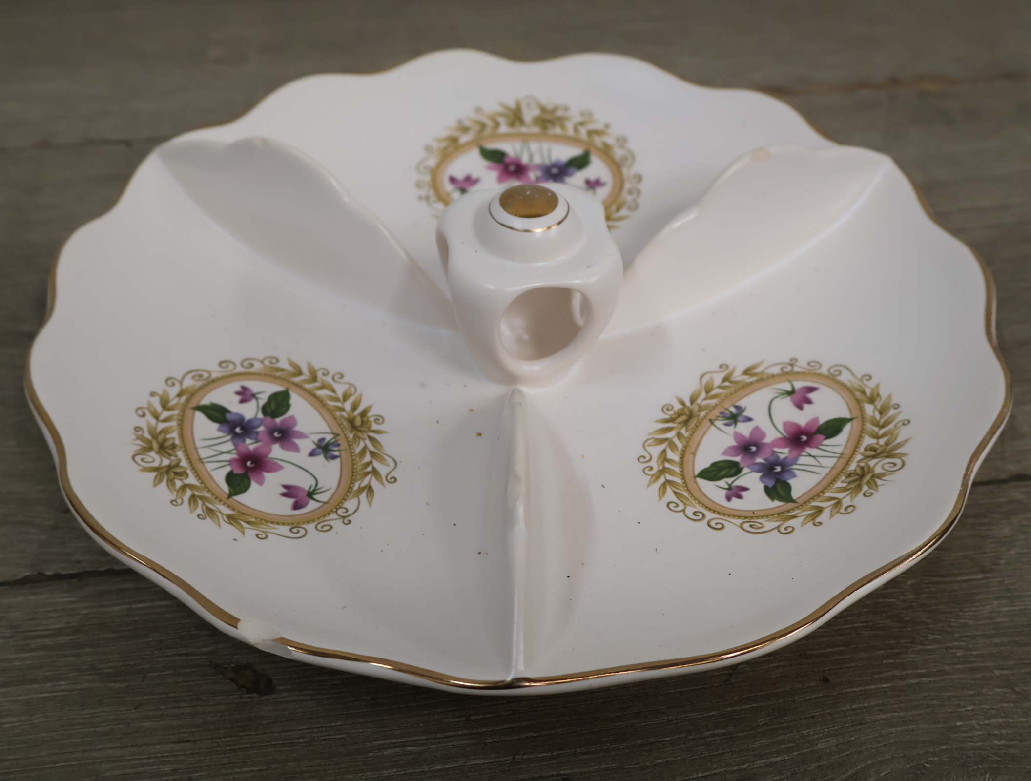 Flora Holland - Goudsplateel Servies – foto 15 – kavel bij GSD Auctions, Zoeterwoude