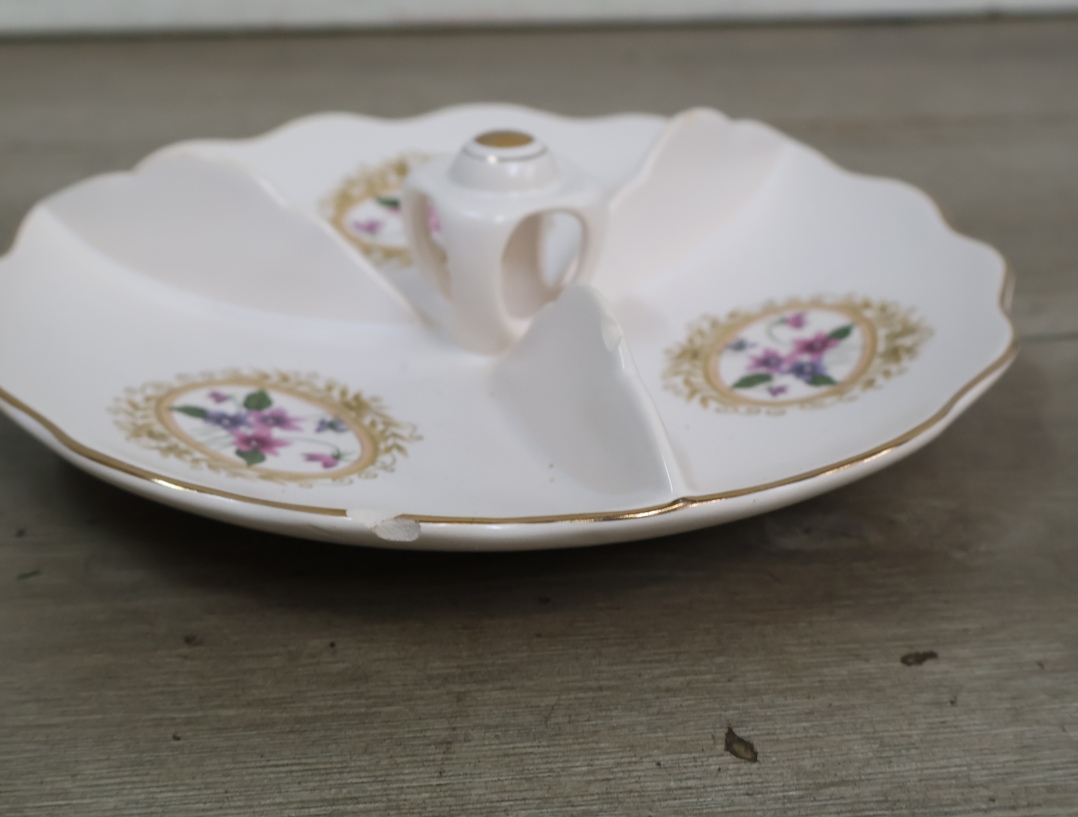 Flora Holland - Goudsplateel Servies – foto 18 – kavel bij GSD Auctions, Zoeterwoude