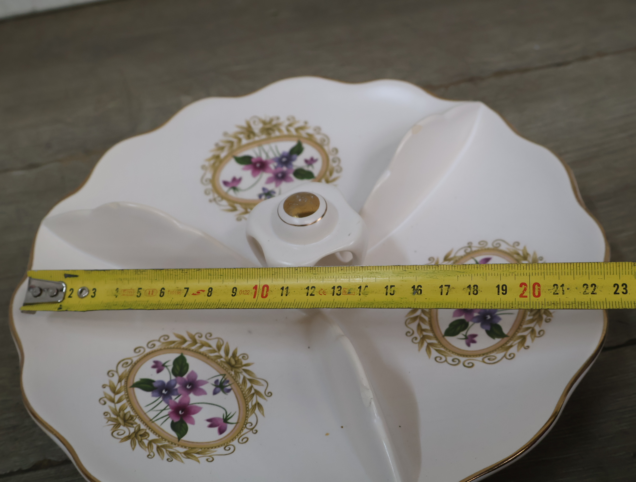 Flora Holland - Goudsplateel Servies – foto 24 – kavel bij GSD Auctions, Zoeterwoude