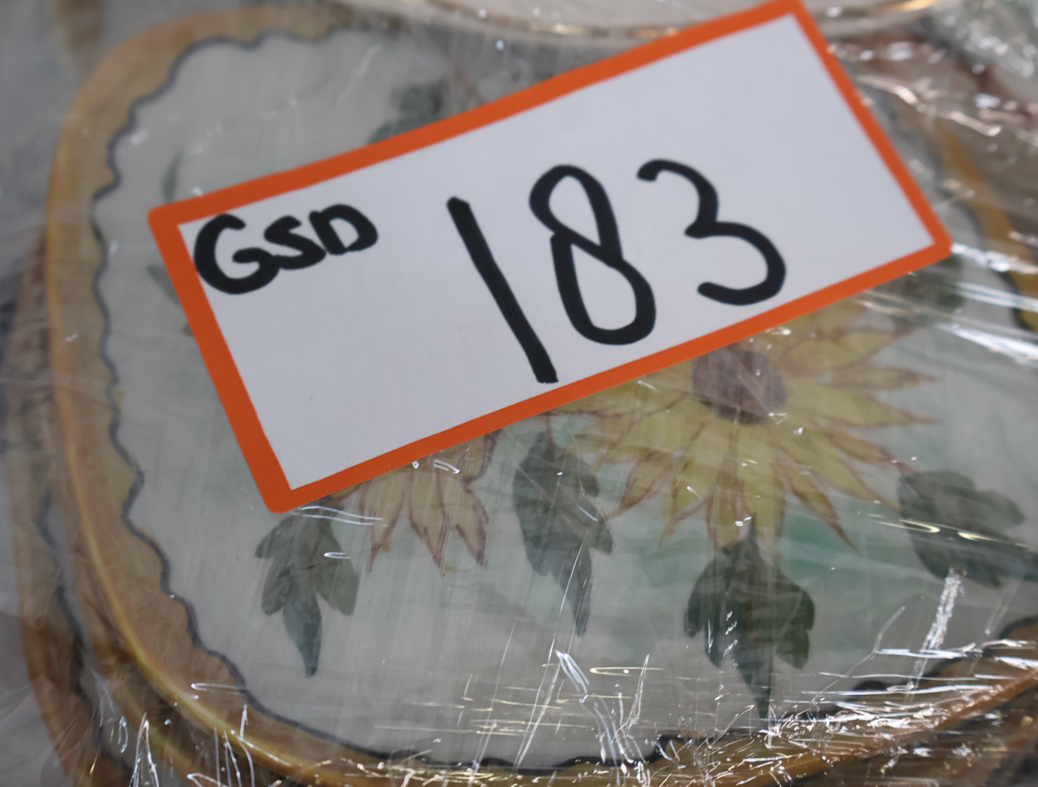 Flora Holland - Goudsplateel Servies – foto 27 – kavel bij GSD Auctions, Zoeterwoude