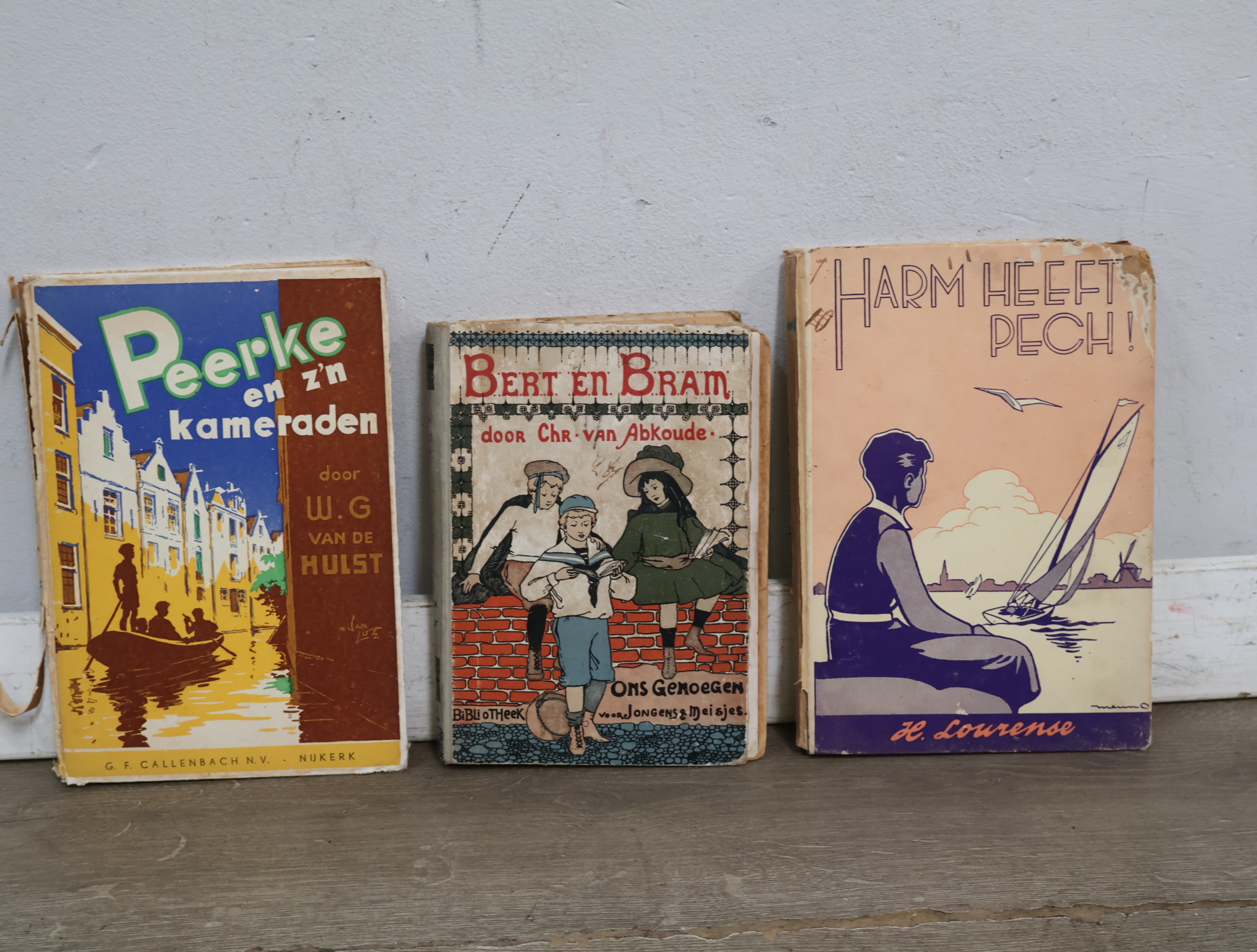 Drie vintage Nederlandse kinderboeken – foto 3 – kavel bij GSD Auctions, Zoeterwoude