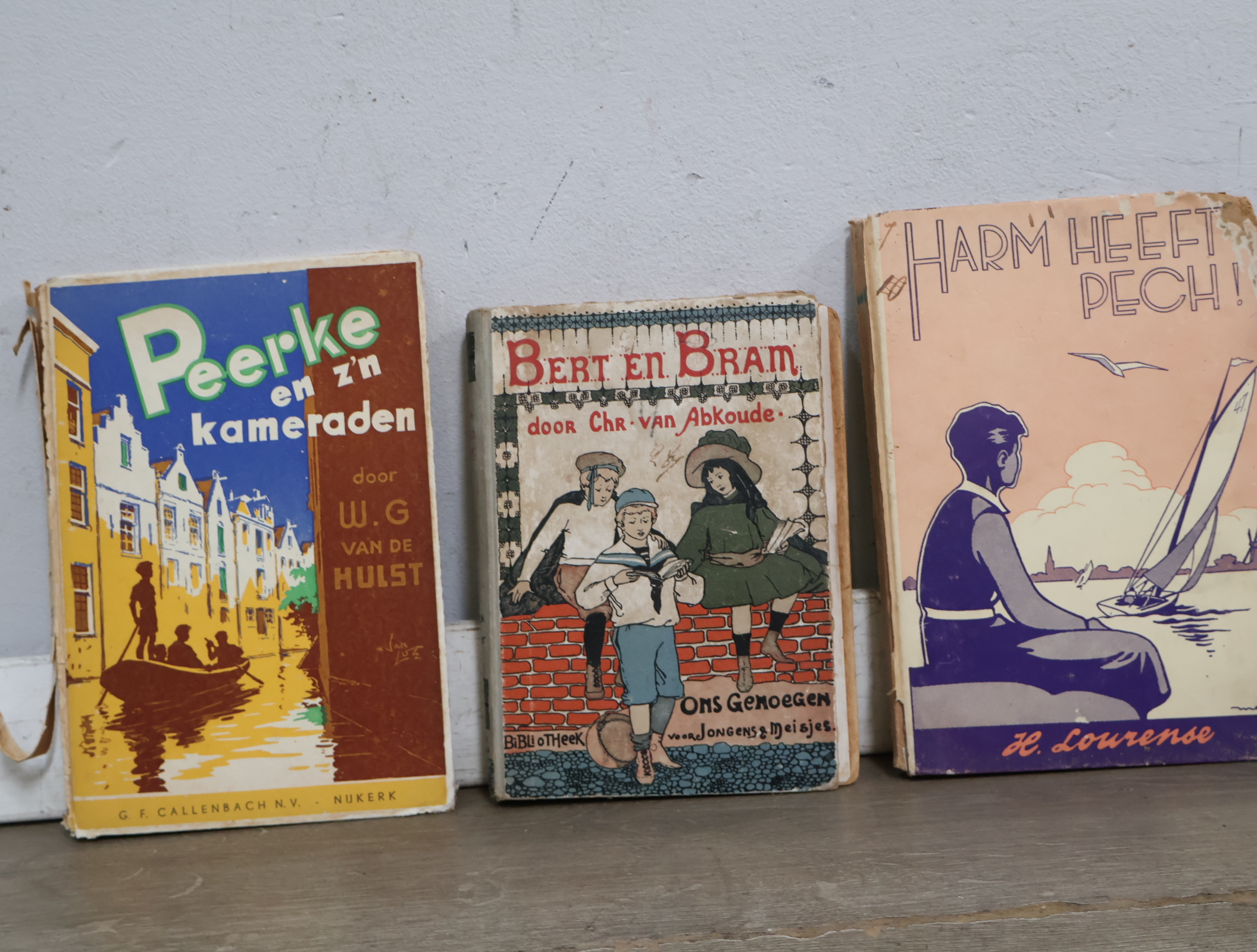Drie vintage Nederlandse kinderboeken – foto 4 – kavel bij GSD Auctions, Zoeterwoude