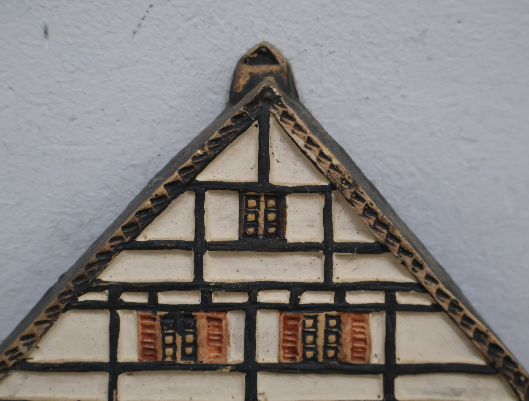 Vintage gevelhuisje wanddecoratie – foto 7 – kavel bij GSD Auctions, Zoeterwoude