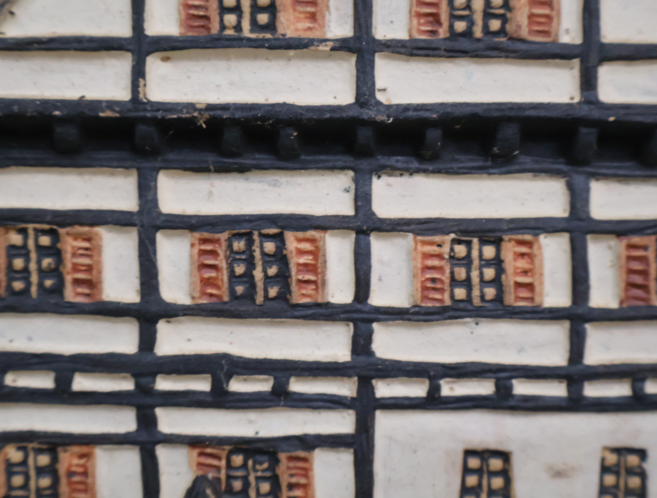 Vintage gevelhuisje wanddecoratie – foto 8 – kavel bij GSD Auctions, Zoeterwoude