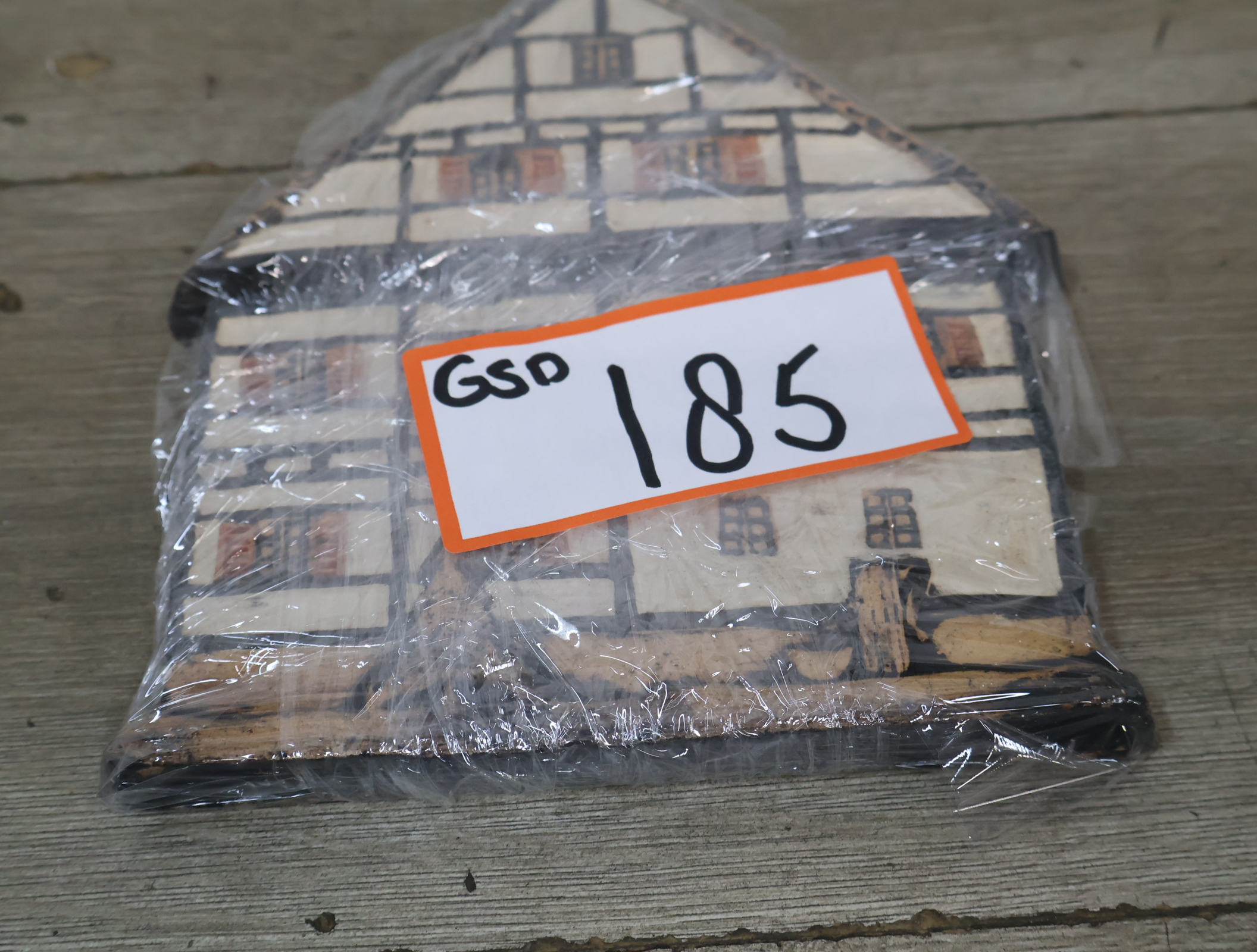 Vintage gevelhuisje wanddecoratie – foto 16 – kavel bij GSD Auctions, Zoeterwoude