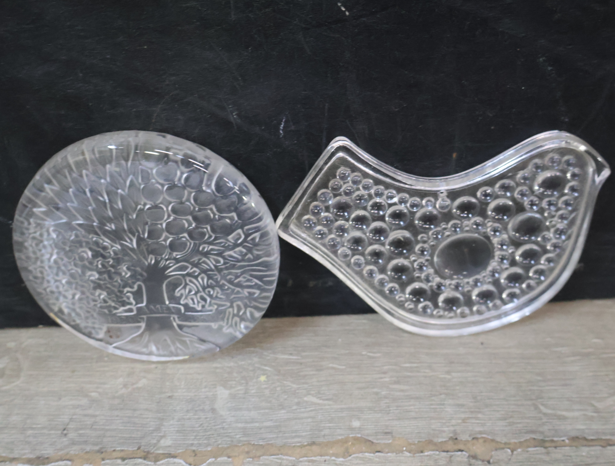 Set van twee decoratieve glazen schalen – foto 4 – kavel bij GSD Auctions, Zoeterwoude
