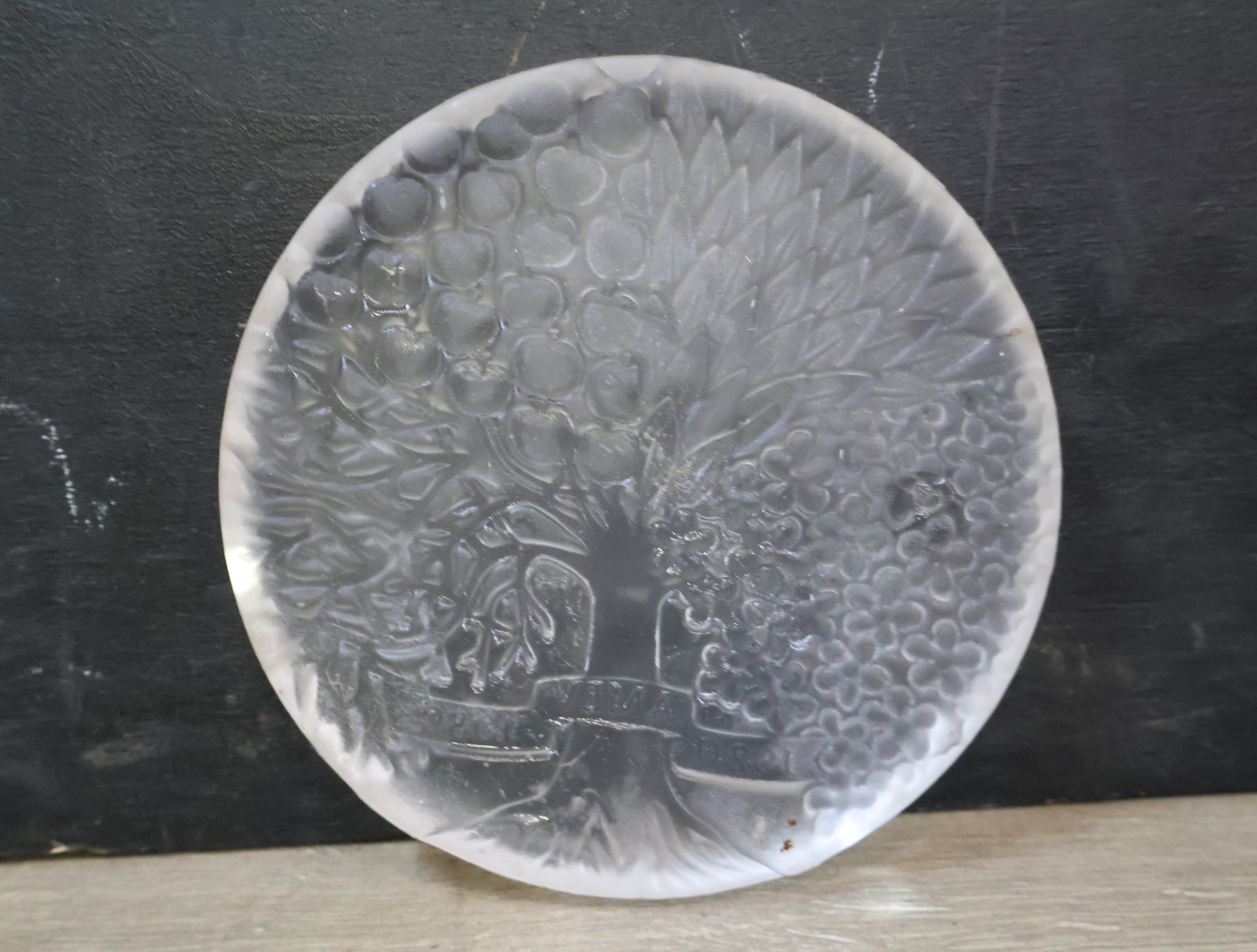 Set van twee decoratieve glazen schalen – foto 10 – kavel bij GSD Auctions, Zoeterwoude