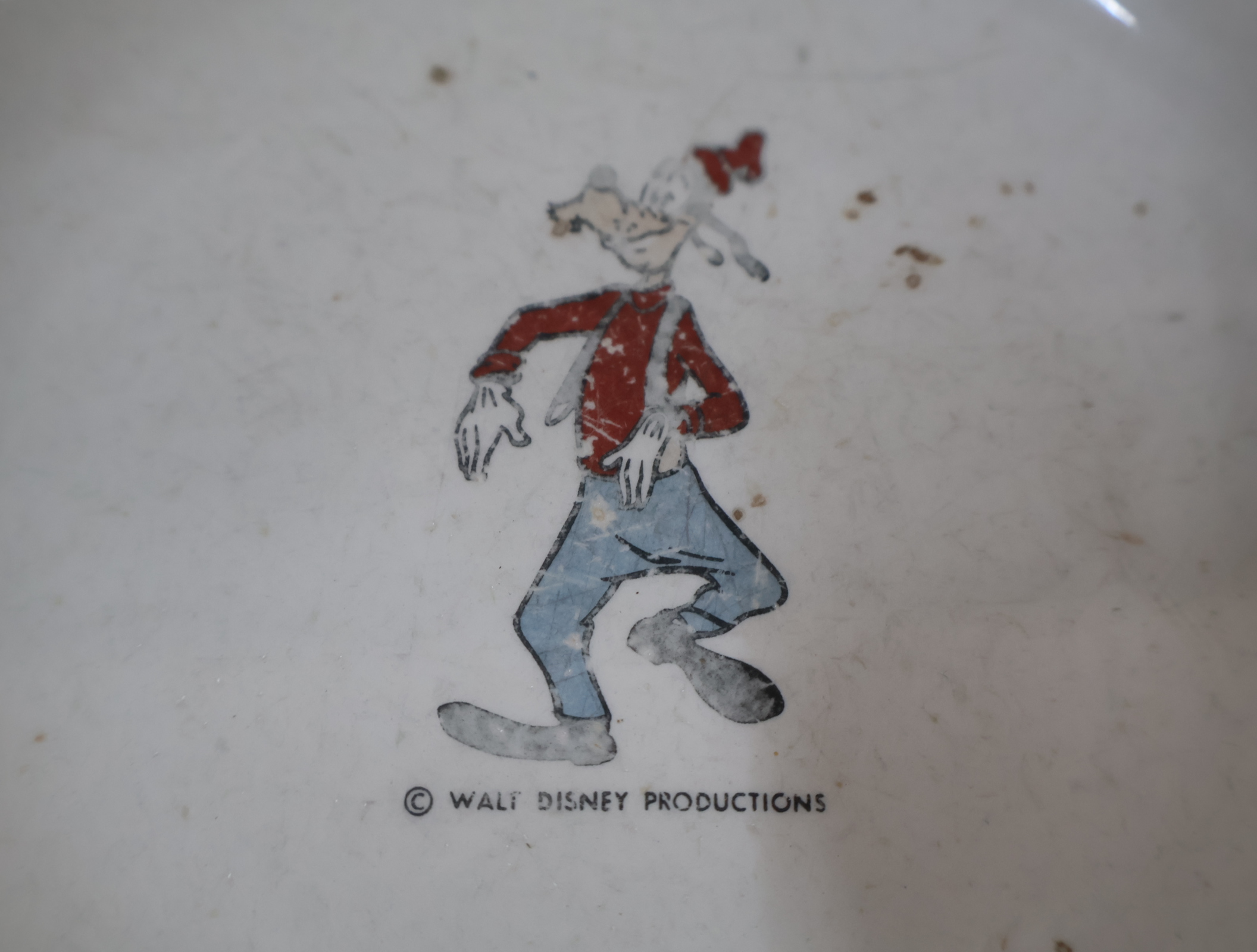 Disney warmhoudbord met Disney figuren – foto 7 – kavel bij GSD Auctions, Zoeterwoude