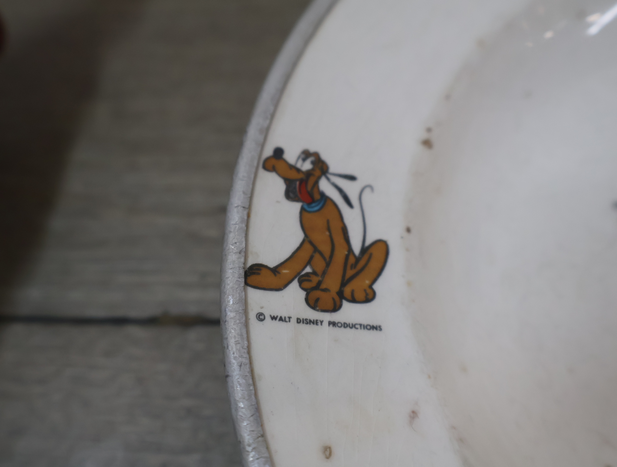 Disney warmhoudbord met Disney figuren – foto 8 – kavel bij GSD Auctions, Zoeterwoude