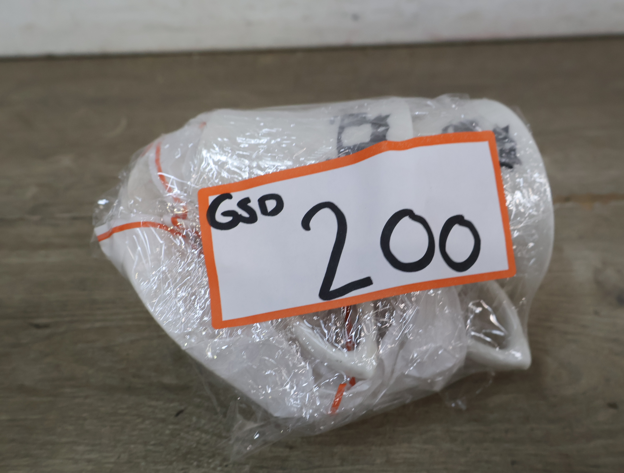 Set van 2 porseleinen kop en schotels – foto 20 – kavel bij GSD Auctions, Zoeterwoude