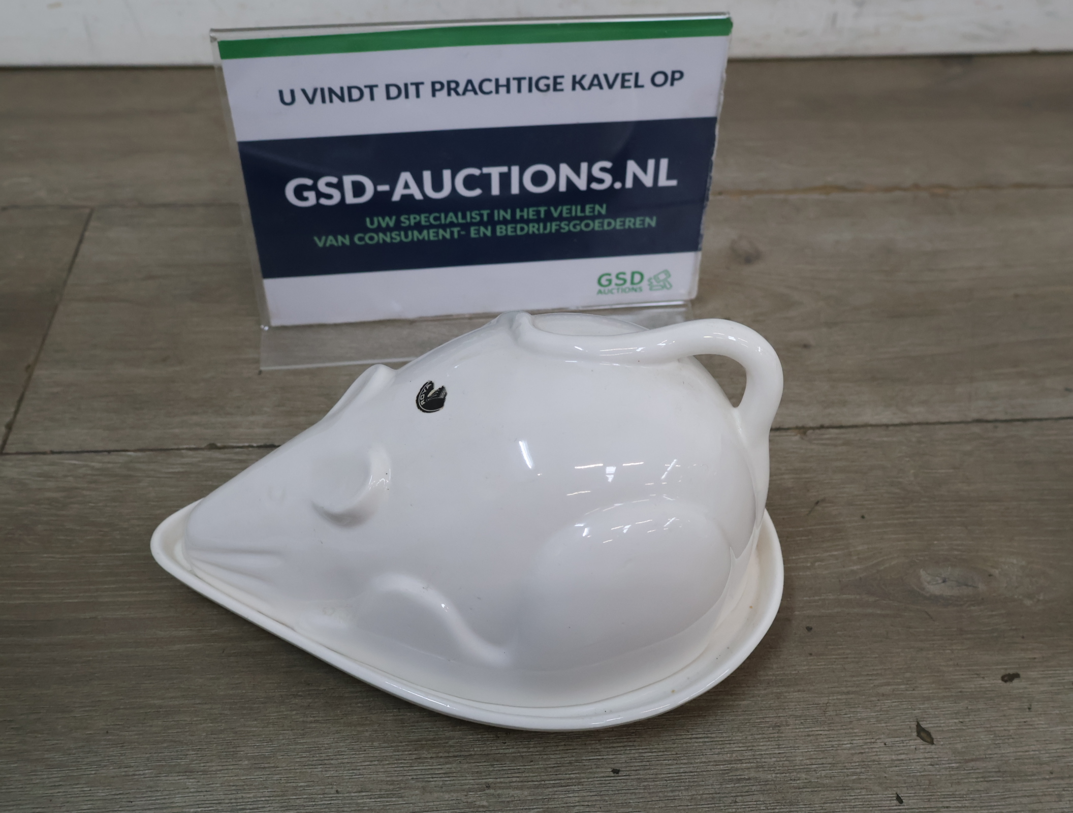 Porseleinen muisvormige botervloot – kavel bij GSD Auctions, Zoeterwoude