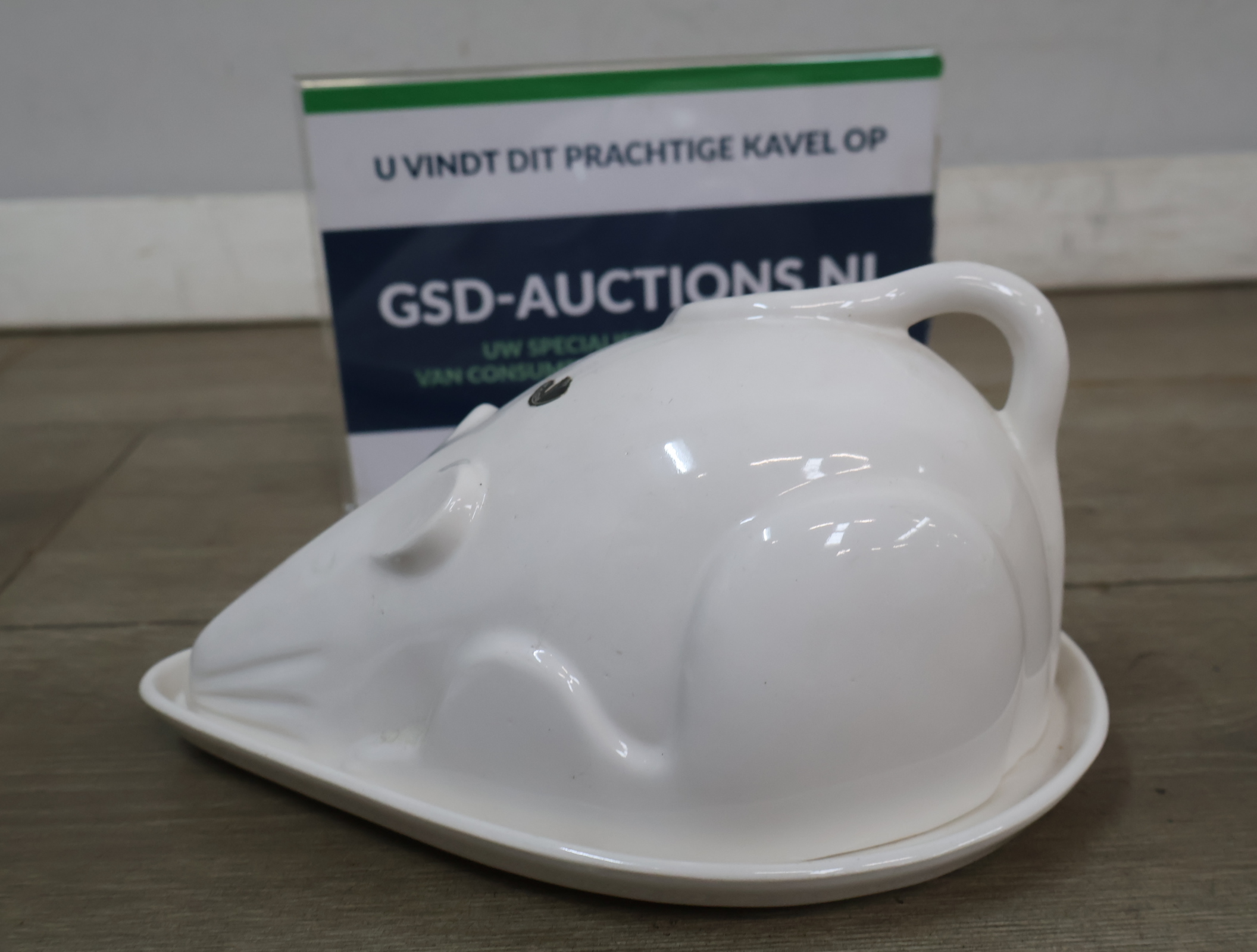 Porseleinen muisvormige botervloot – foto 2 – kavel bij GSD Auctions, Zoeterwoude