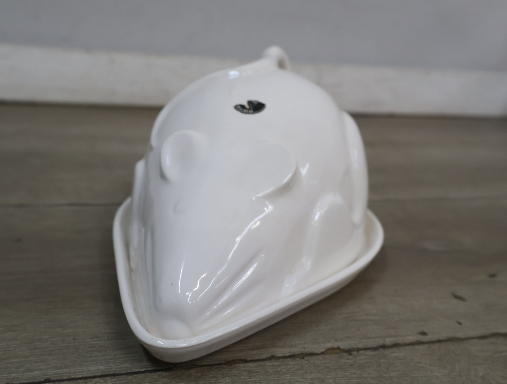 Porseleinen muisvormige botervloot – foto 6 – kavel bij GSD Auctions, Zoeterwoude
