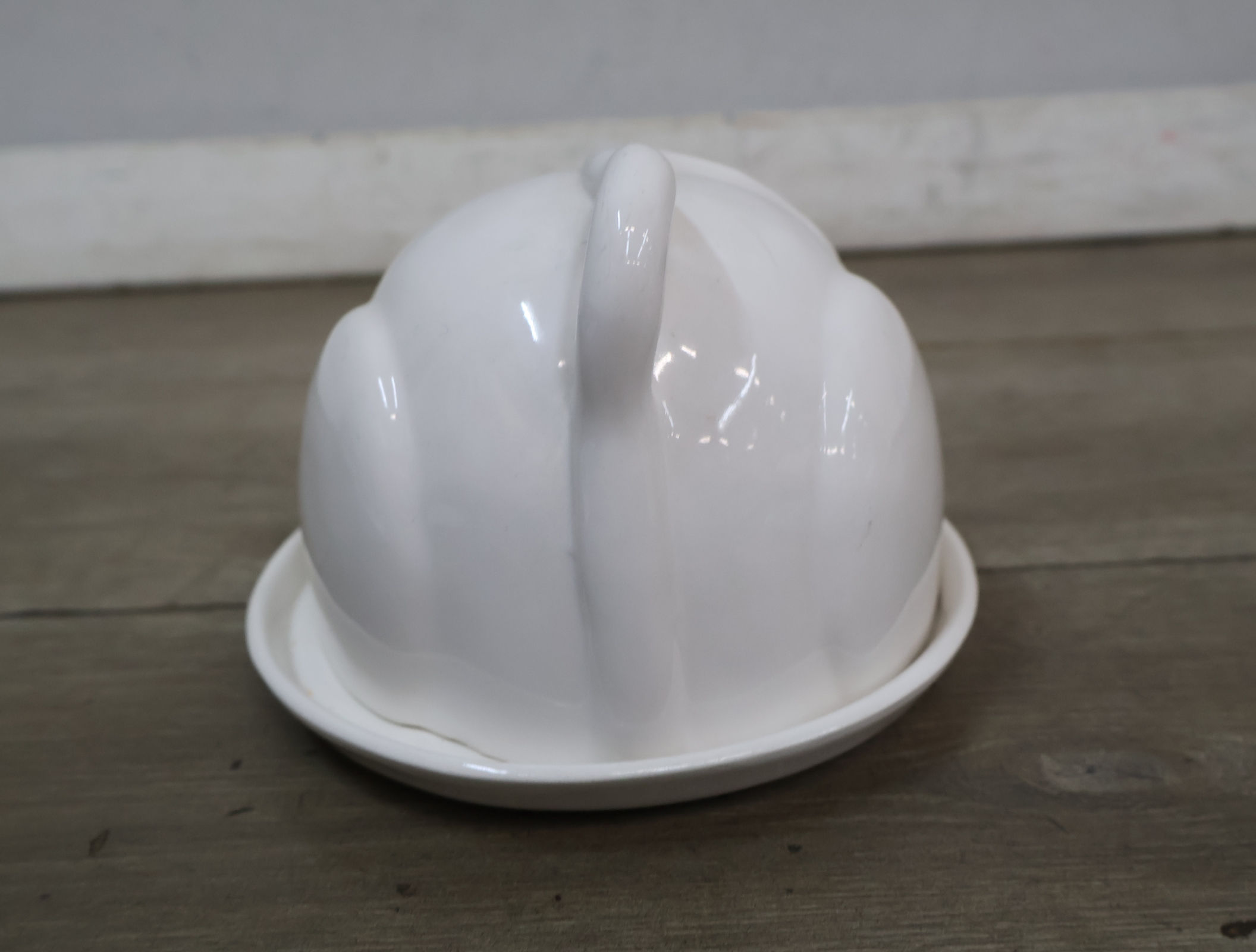 Porseleinen muisvormige botervloot – foto 10 – kavel bij GSD Auctions, Zoeterwoude