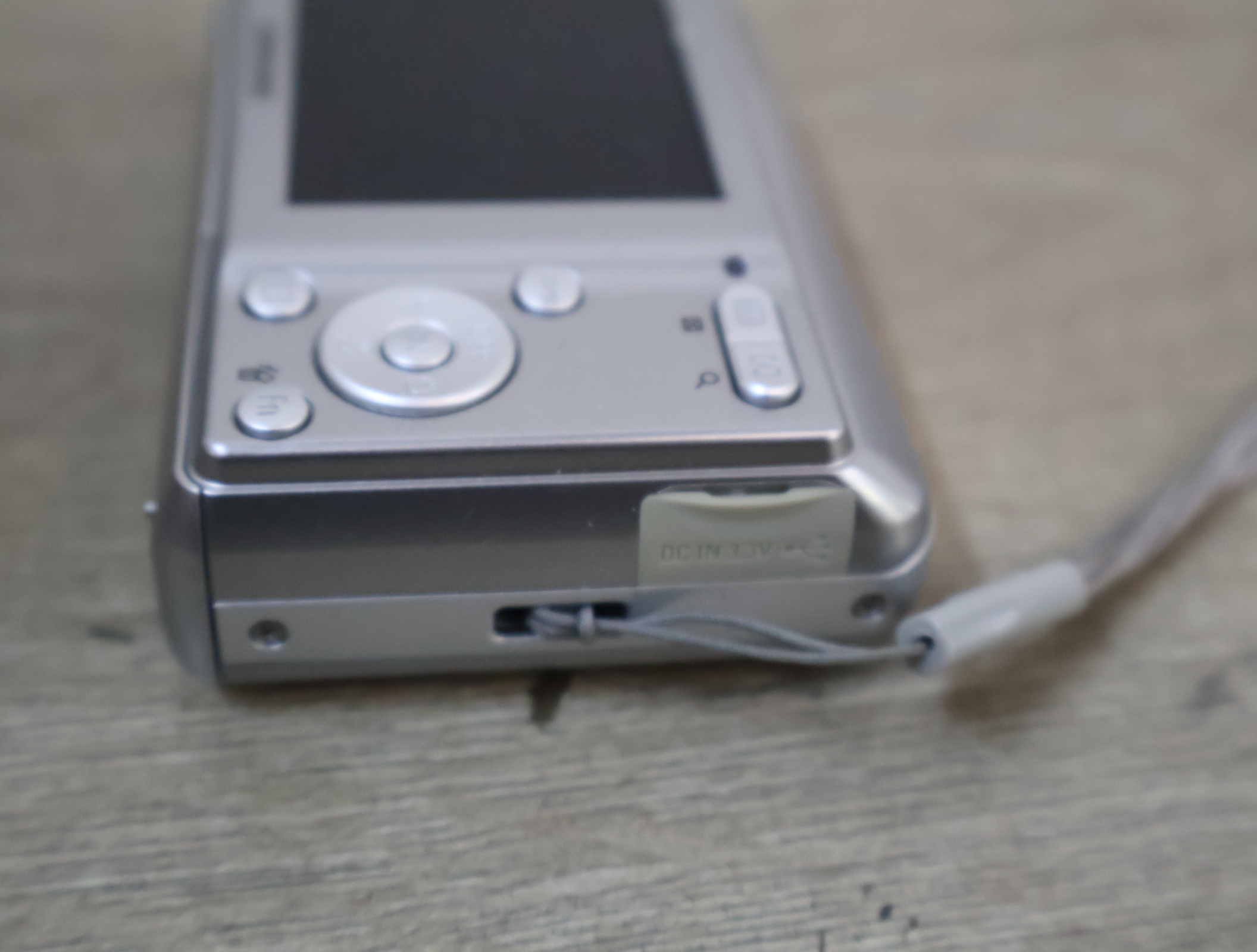 Samsung digitale camera met cameratas – foto 9 – kavel bij GSD Auctions, Zoeterwoude