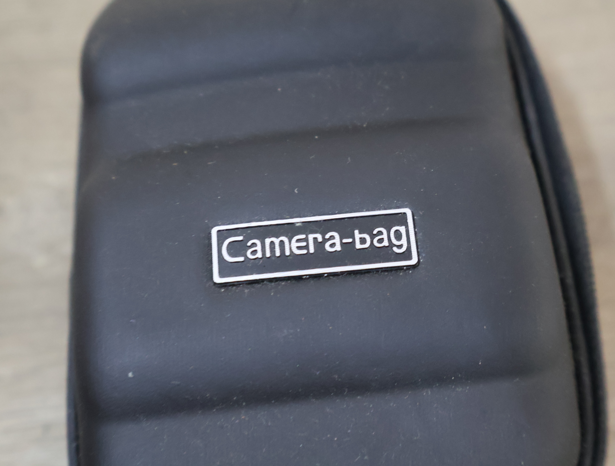 Samsung digitale camera met cameratas – foto 10 – kavel bij GSD Auctions, Zoeterwoude