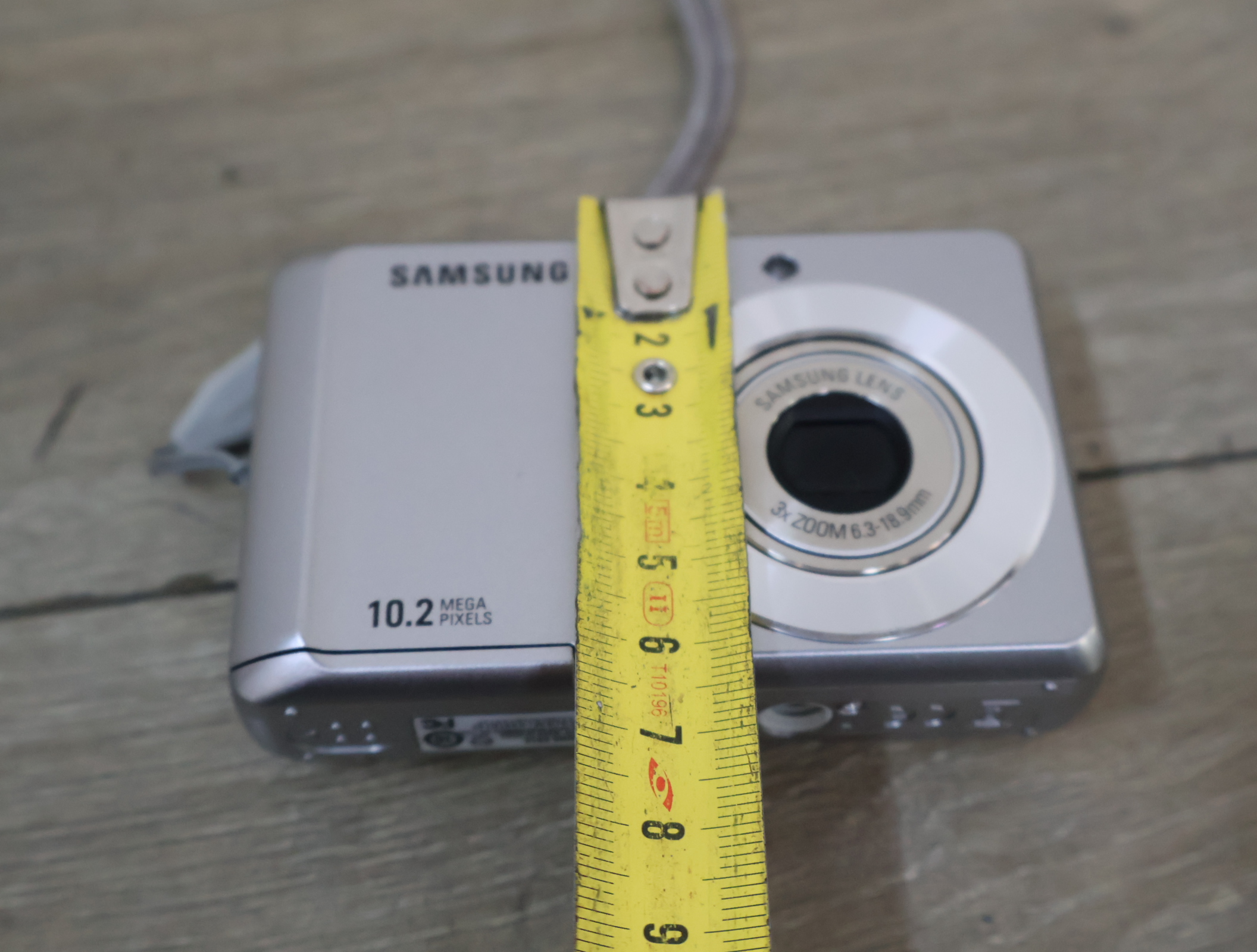 Samsung digitale camera met cameratas – foto 13 – kavel bij GSD Auctions, Zoeterwoude
