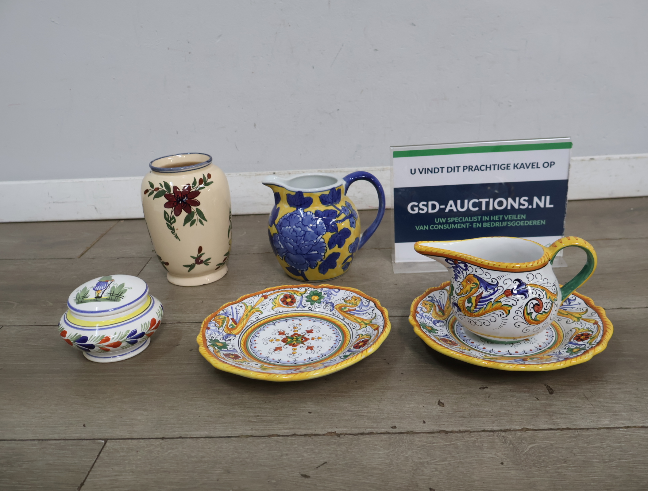 Keramisch Frans Servies – kavel bij GSD Auctions, Zoeterwoude