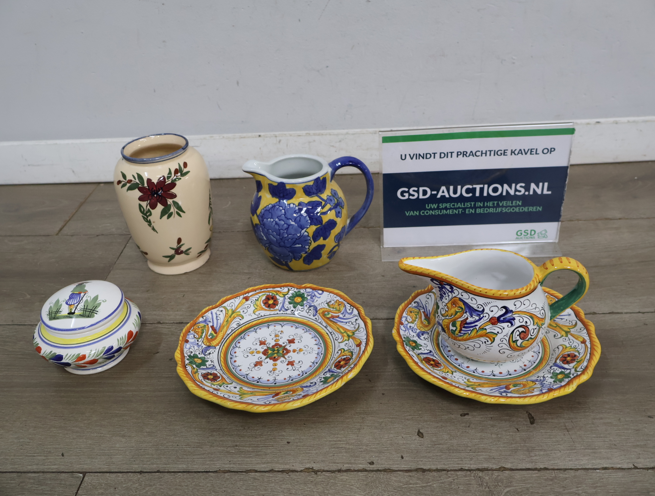 Keramisch Frans Servies – foto 2 – kavel bij GSD Auctions, Zoeterwoude