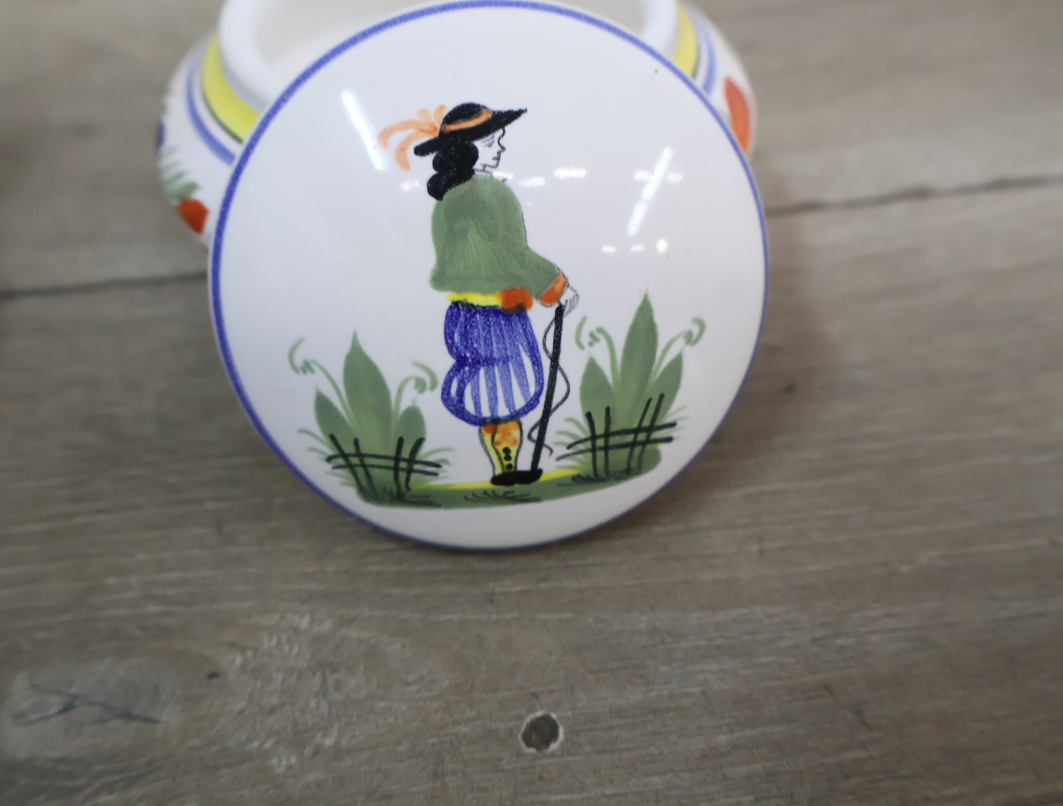 Keramisch Frans Servies – foto 16 – kavel bij GSD Auctions, Zoeterwoude