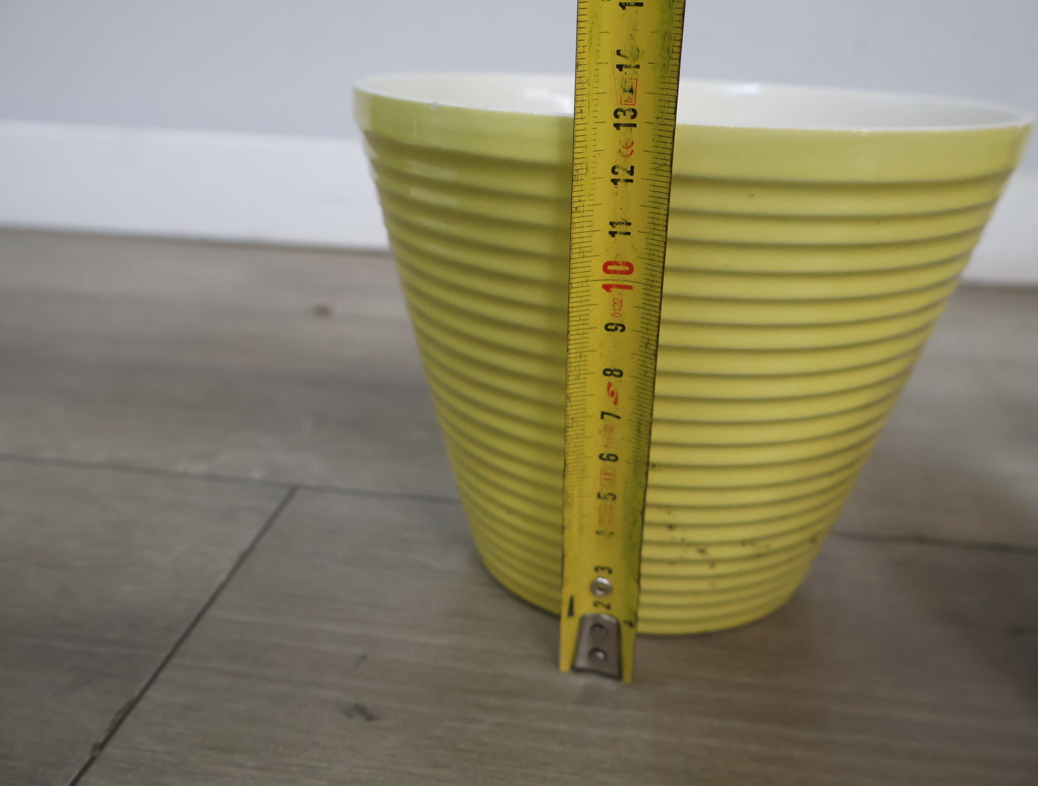 Set van 6 diverse keramieken potten – foto 17 – kavel bij GSD Auctions, Zoeterwoude