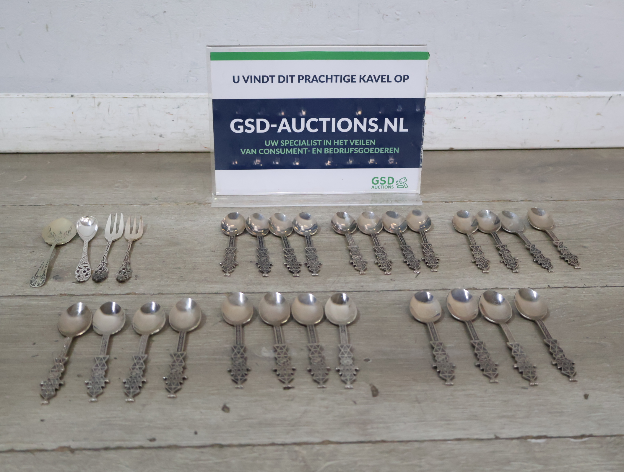 Set verzilverde lepels en vorkjes van Nelle – foto 2 – kavel bij GSD Auctions, Zoeterwoude