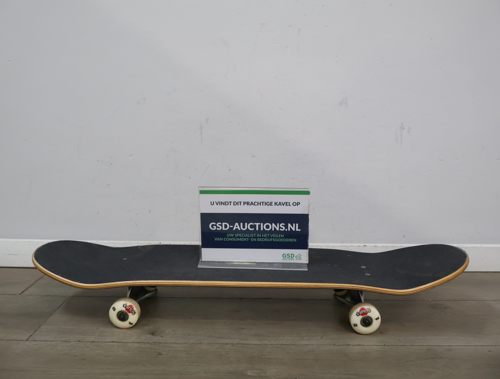Skateboard – kavel bij GSD Auctions, Zoeterwoude