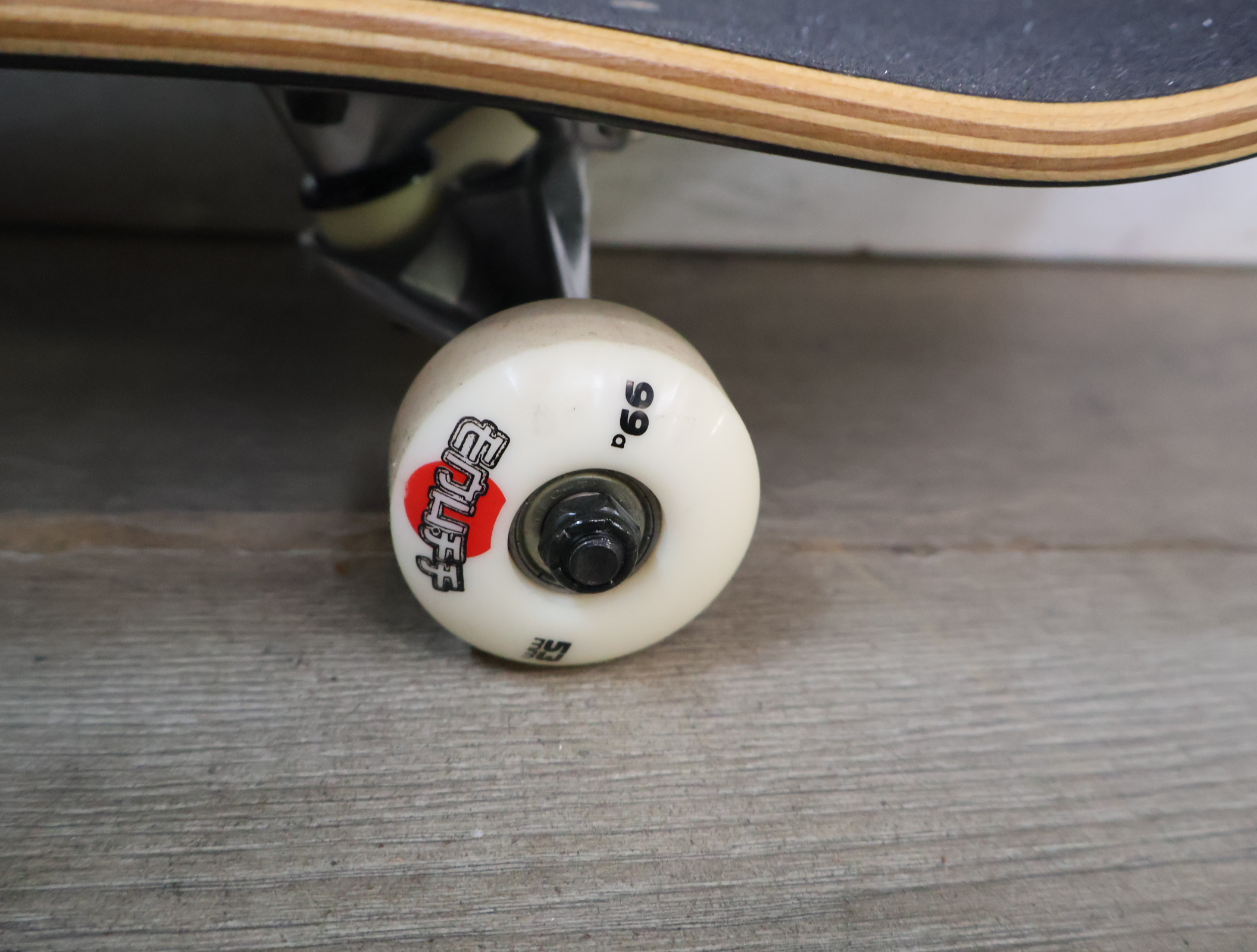 Skateboard – foto 5 – kavel bij GSD Auctions, Zoeterwoude