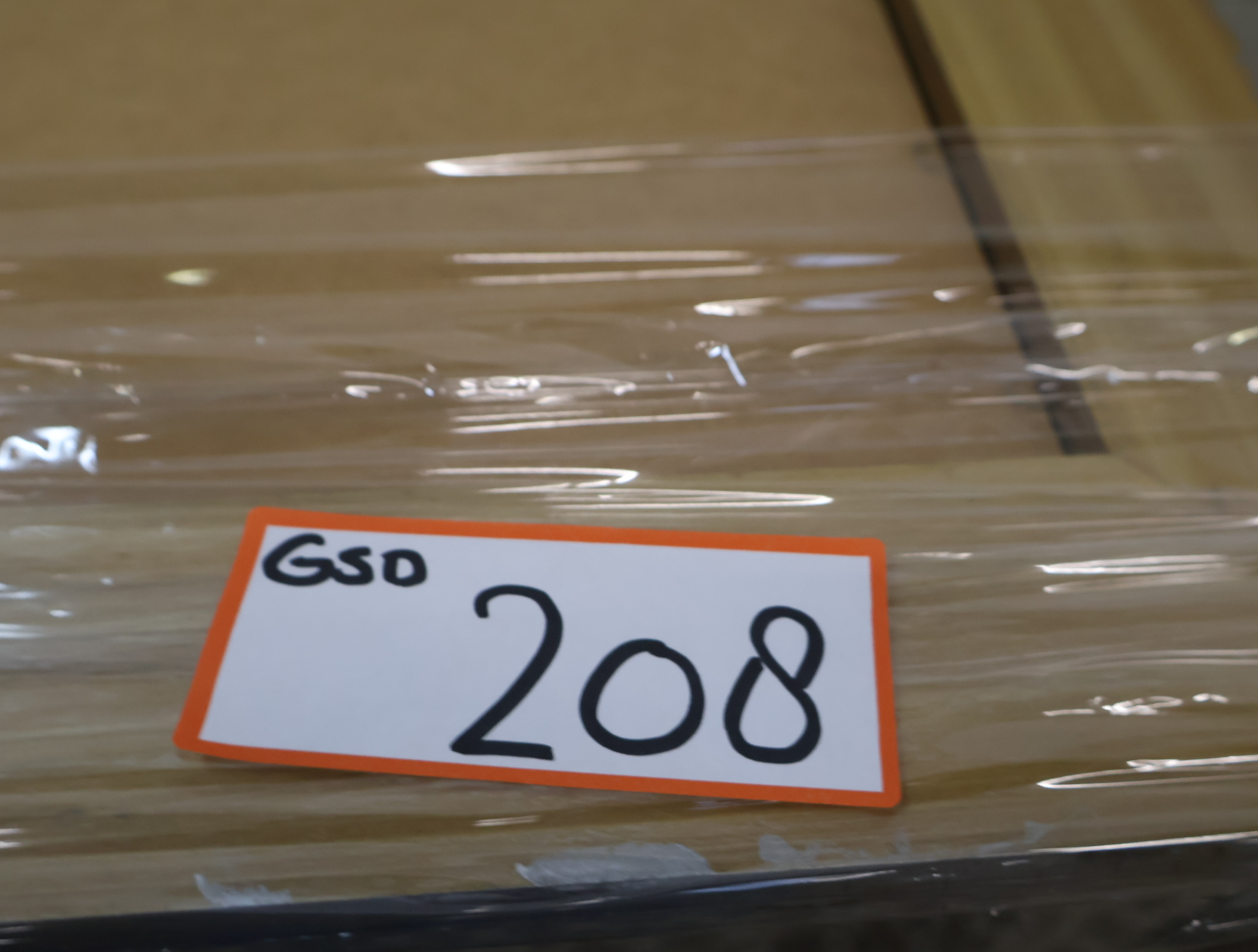 Grote spiegel met zilverkleurige lijst – foto 15 – kavel bij GSD Auctions, Zoeterwoude