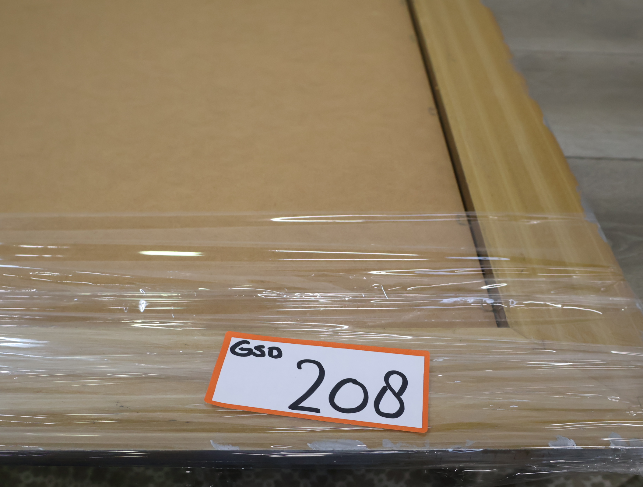 Grote spiegel met zilverkleurige lijst – foto 16 – kavel bij GSD Auctions, Zoeterwoude