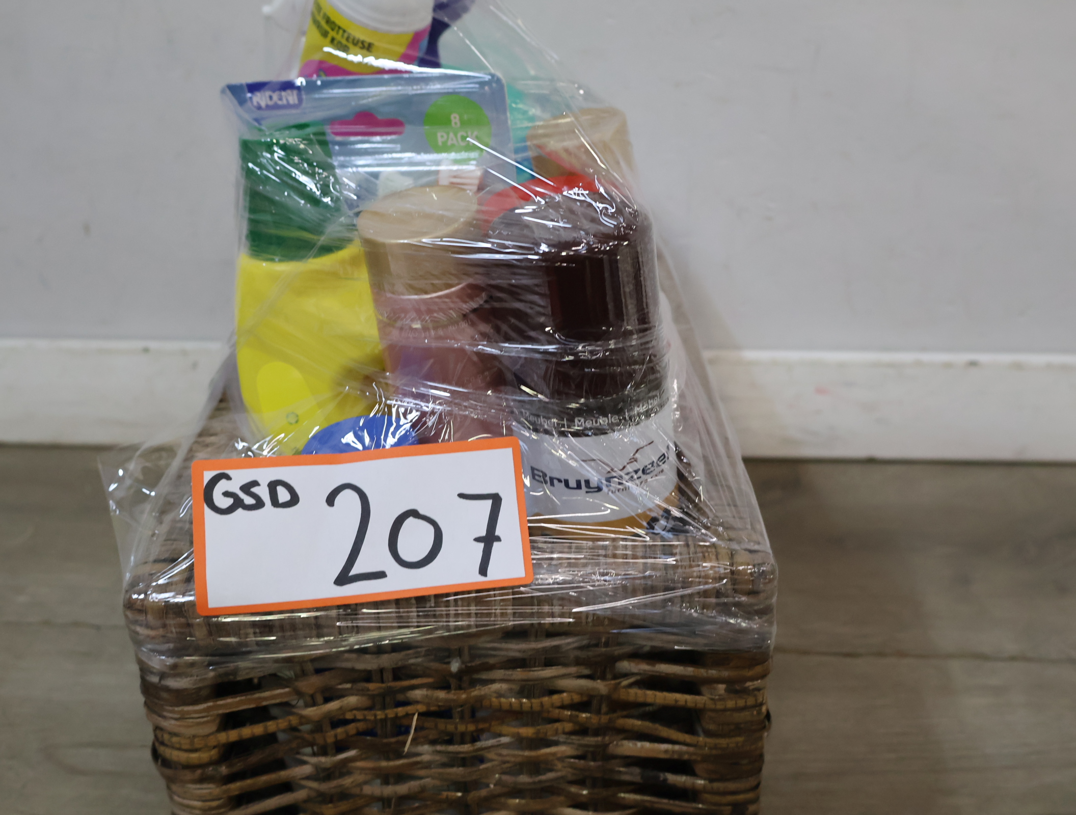 Huishoudelijke en persoonlijke verzorgingsproducten – foto 12 – kavel bij GSD Auctions, Zoeterwoude