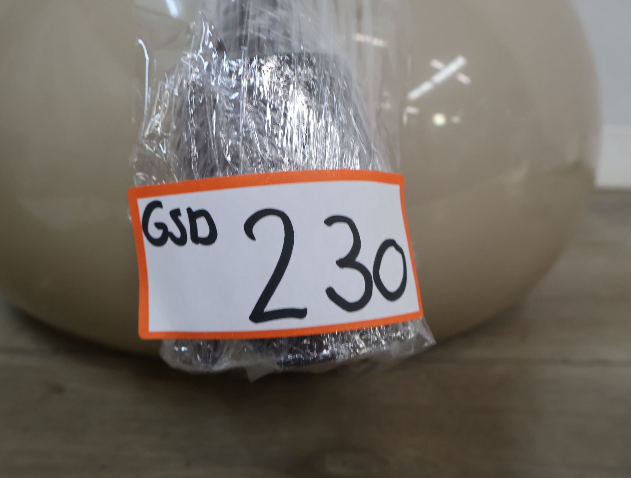 Vintage beige-bruine 'mushroom' Hanglamp - Jaren '60 – foto 18 – kavel bij GSD Auctions, Zoeterwoude