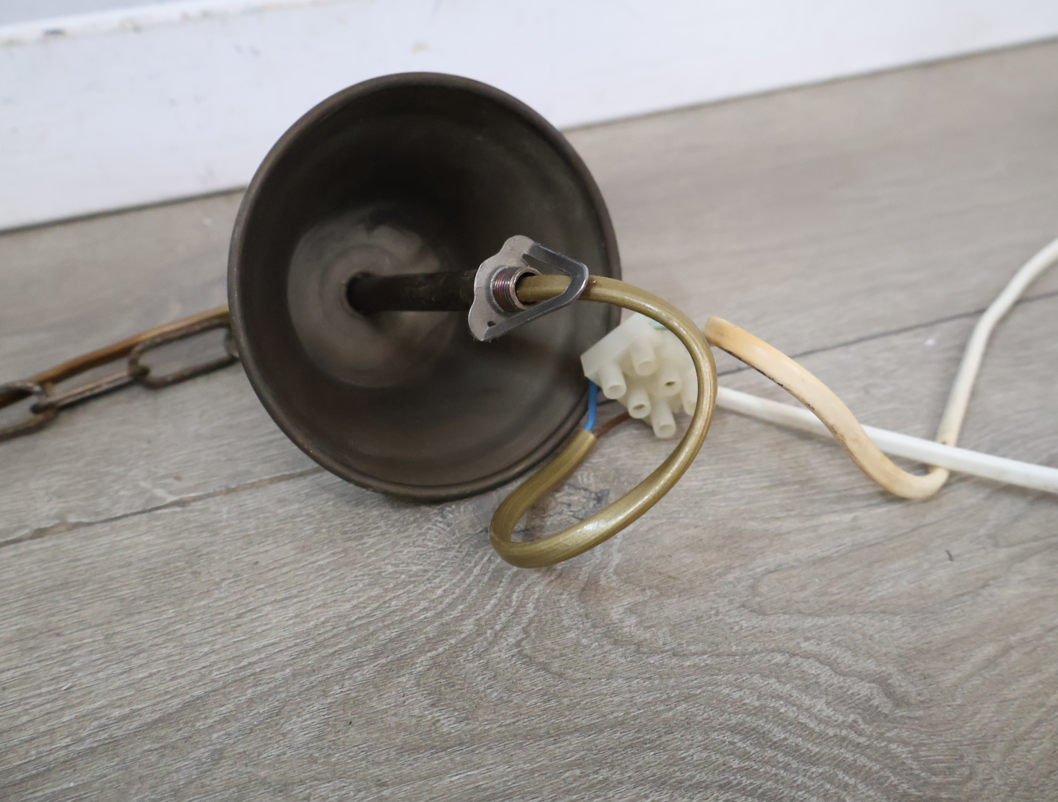 Tiffany stijl hanglamp – foto 13 – kavel bij GSD Auctions, Zoeterwoude