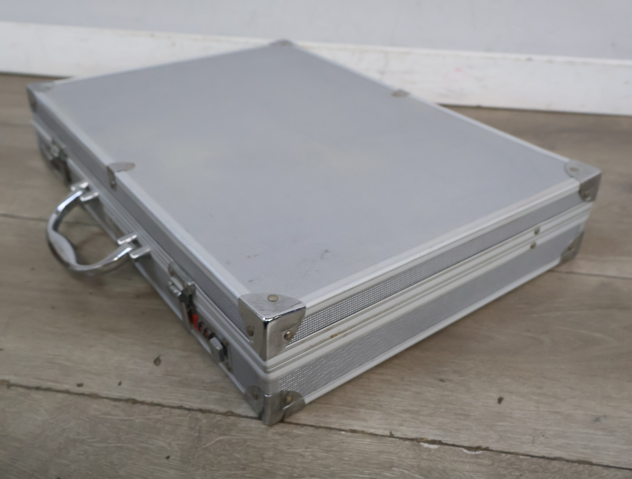 Kochmann aluminium koffer – foto 5 – kavel bij GSD Auctions, Zoeterwoude