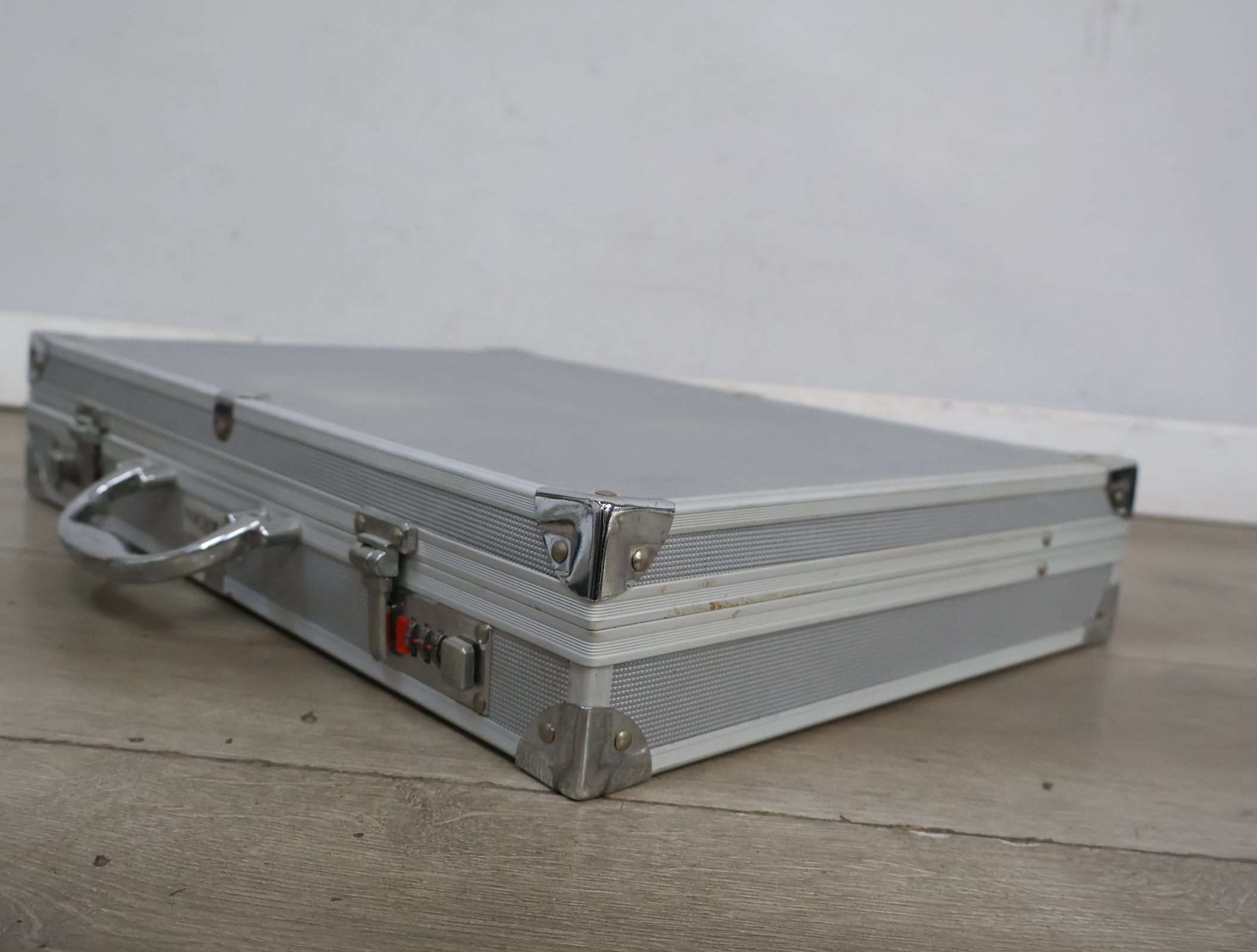 Kochmann aluminium koffer – foto 6 – kavel bij GSD Auctions, Zoeterwoude