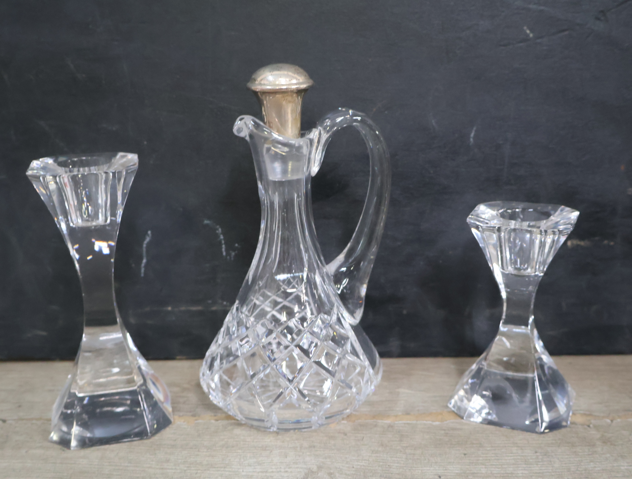 Kristallen karaf, kandelaars en beeldjes – foto 12 – kavel bij GSD Auctions, Zoeterwoude