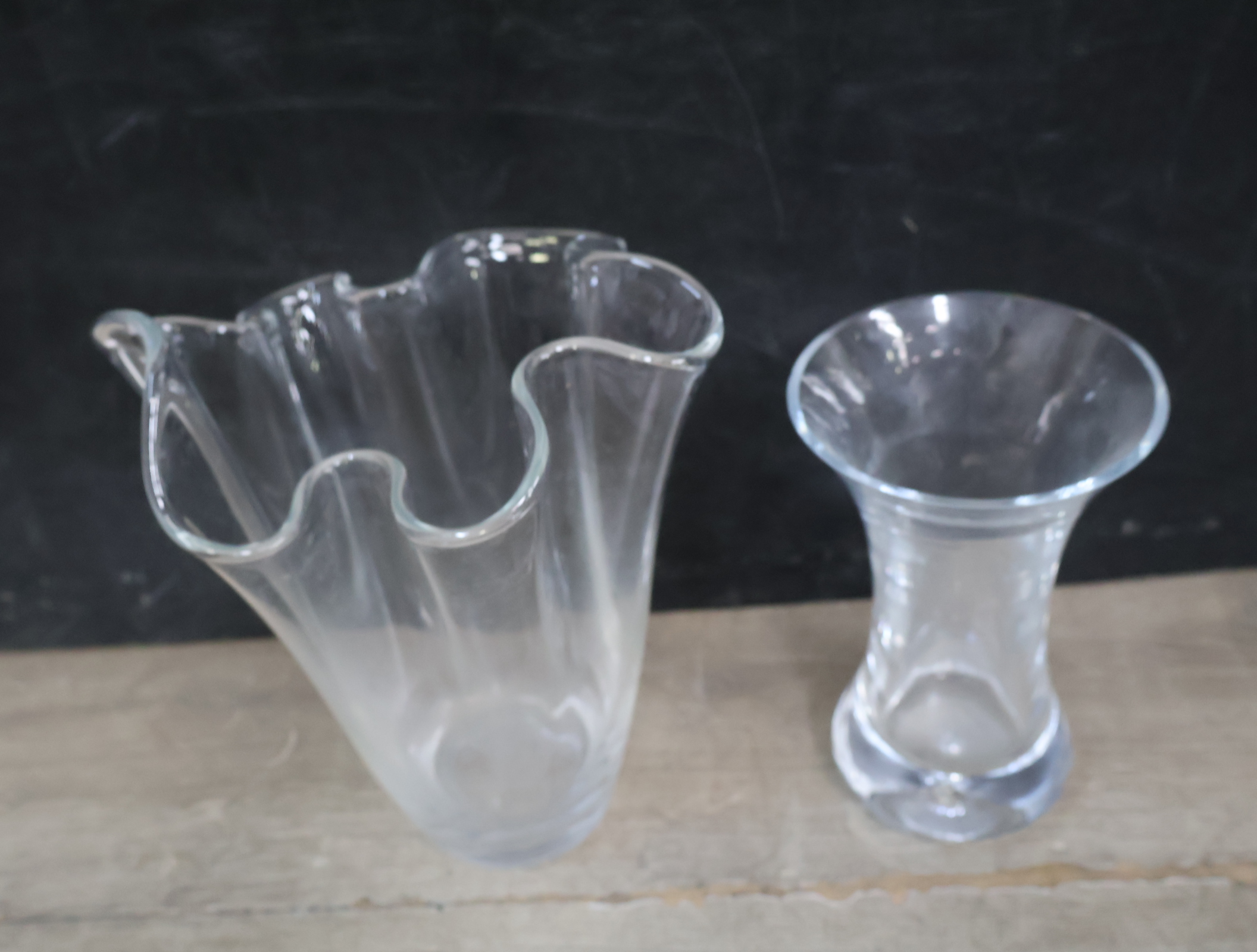 Set glazen vazen en schalen – foto 11 – kavel bij GSD Auctions, Zoeterwoude