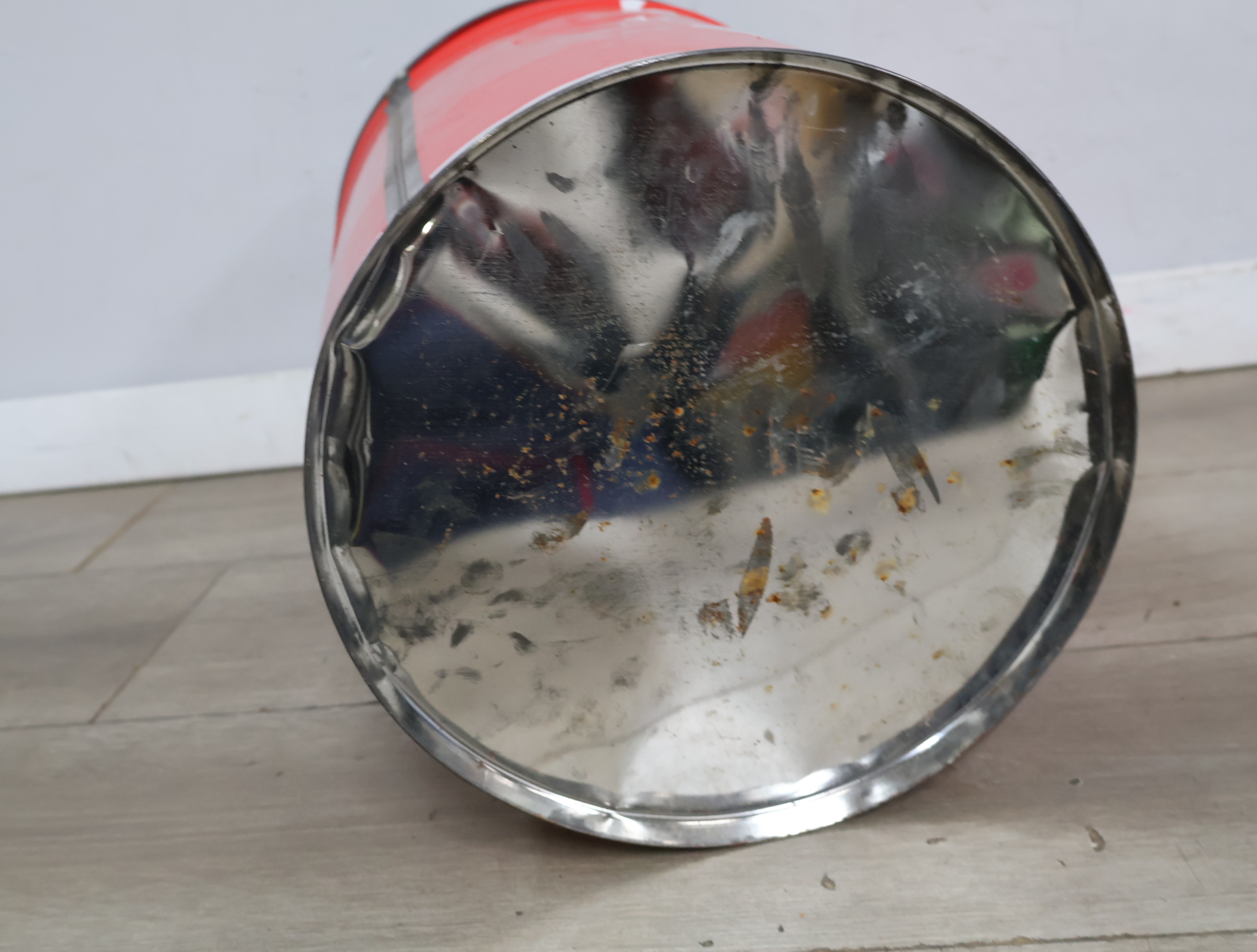 Coca-Cola metalen emmer – foto 8 – kavel bij GSD Auctions, Zoeterwoude
