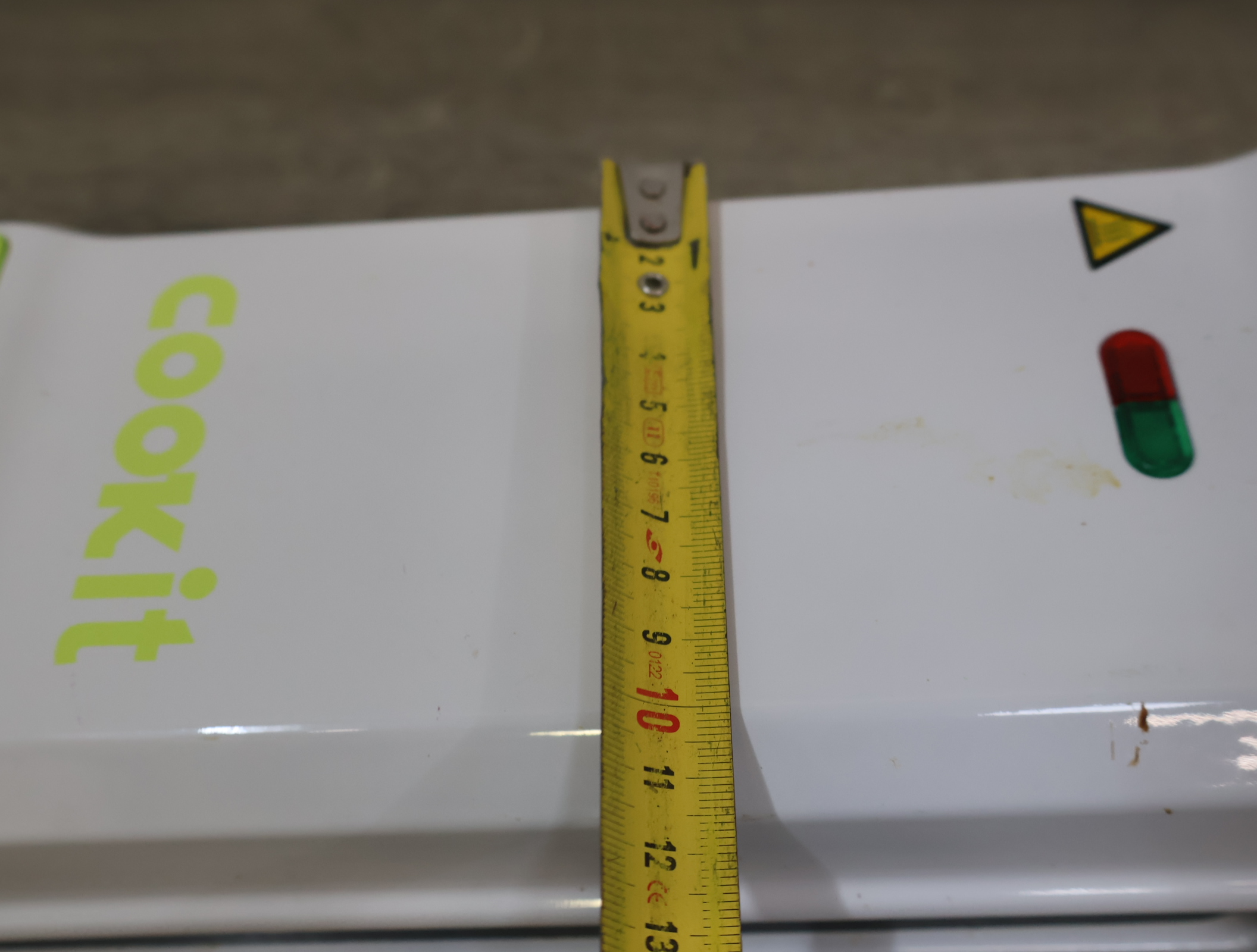 Wit ovalen grillapparaat – foto 15 – kavel bij GSD Auctions, Zoeterwoude