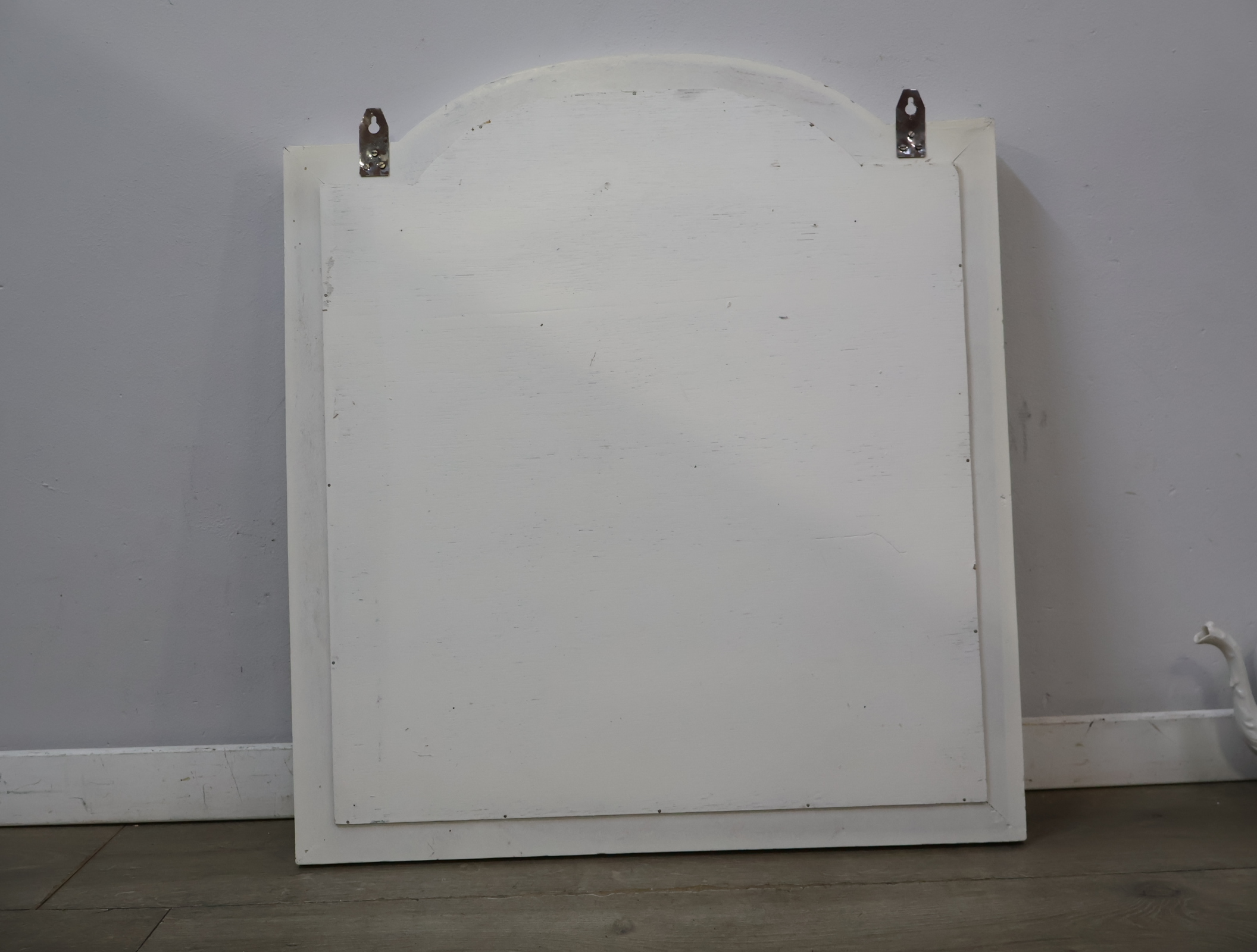Wit houten spiegel – foto 12 – kavel bij GSD Auctions, Zoeterwoude