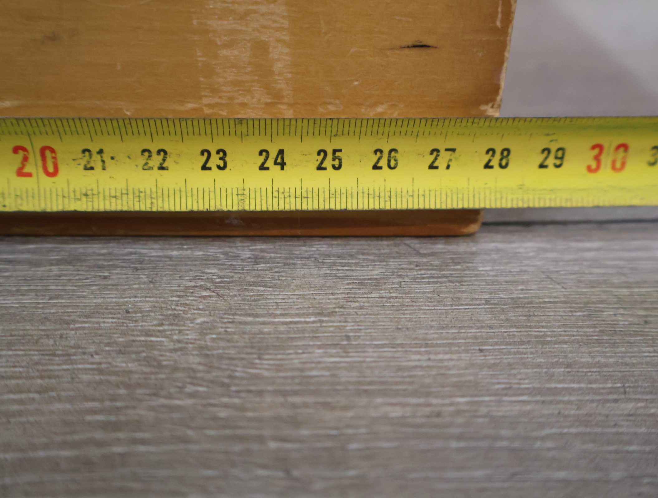 Houten naaidoos met Garen – foto 13 – kavel bij GSD Auctions, Zoeterwoude
