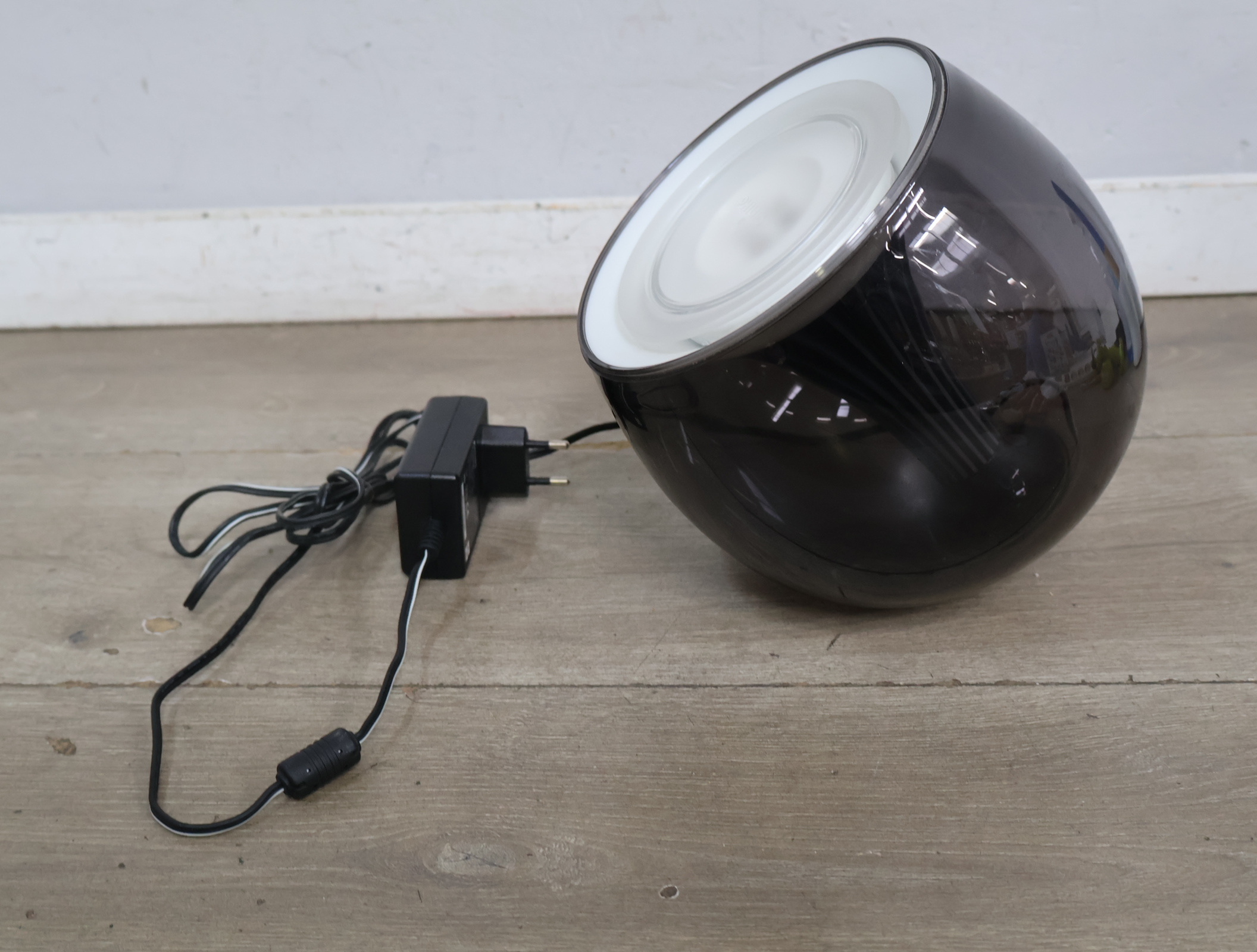 Philips livingcolours LED lamp – foto 4 – kavel bij GSD Auctions, Zoeterwoude