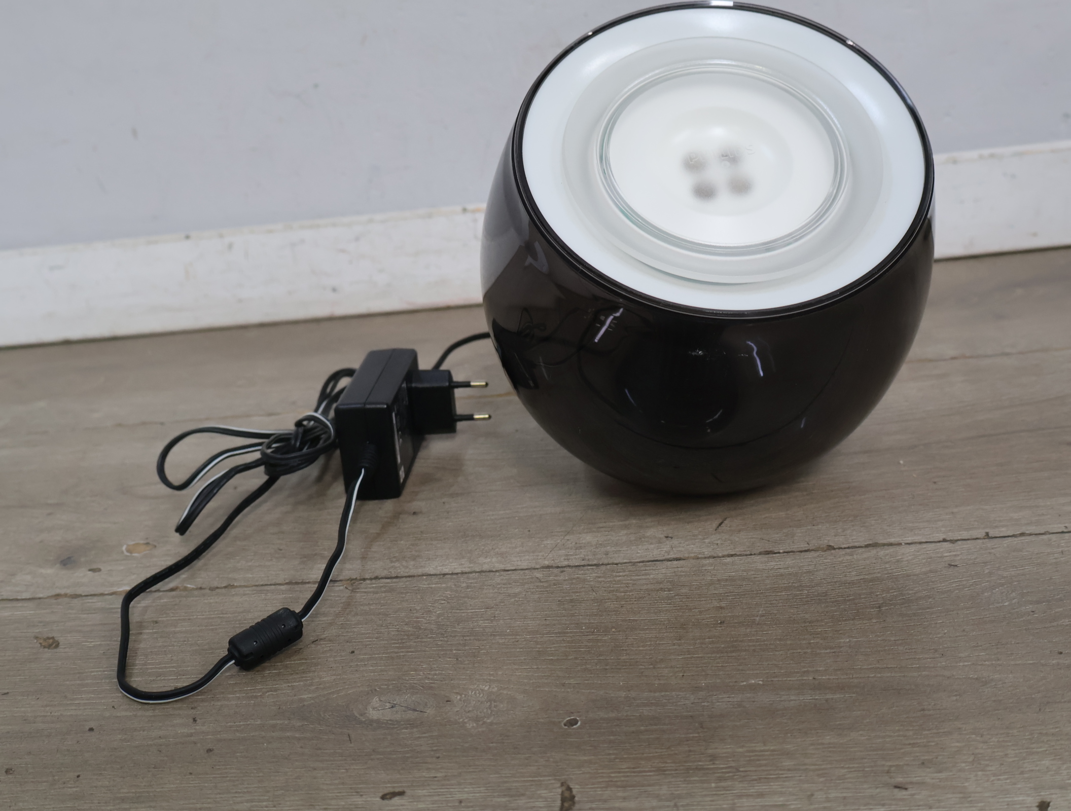 Philips livingcolours LED lamp – foto 5 – kavel bij GSD Auctions, Zoeterwoude
