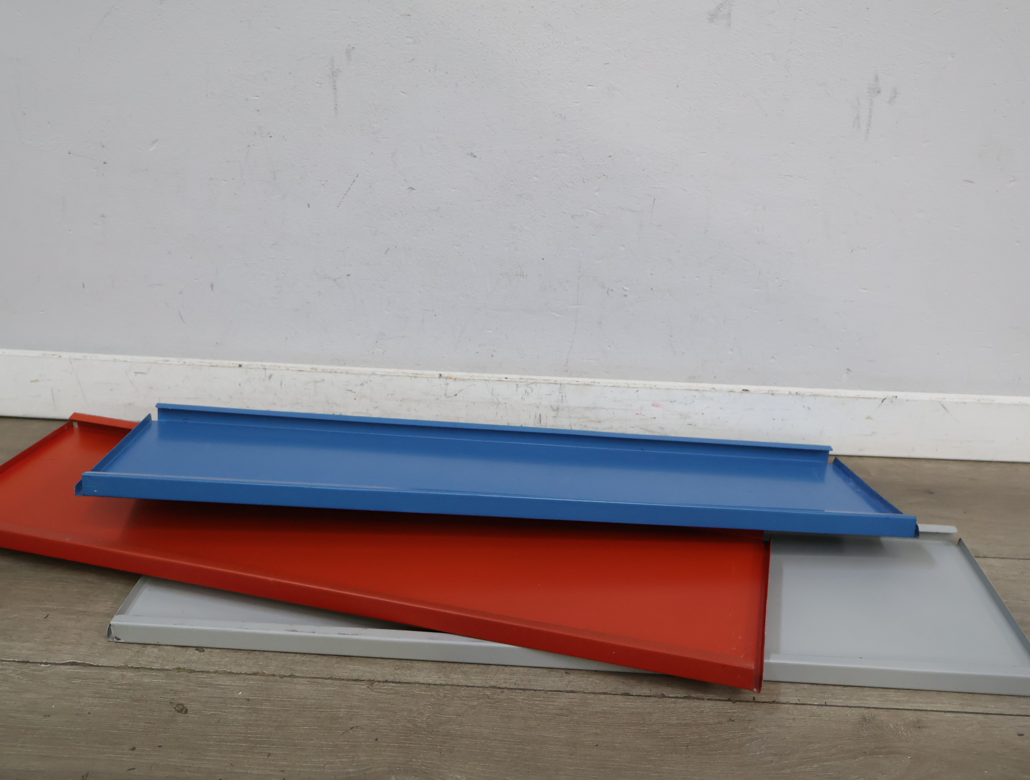 Vintage Tomado Boekenrek, Wandrek - Jaren '60 – foto 6 – kavel bij GSD Auctions, Zoeterwoude