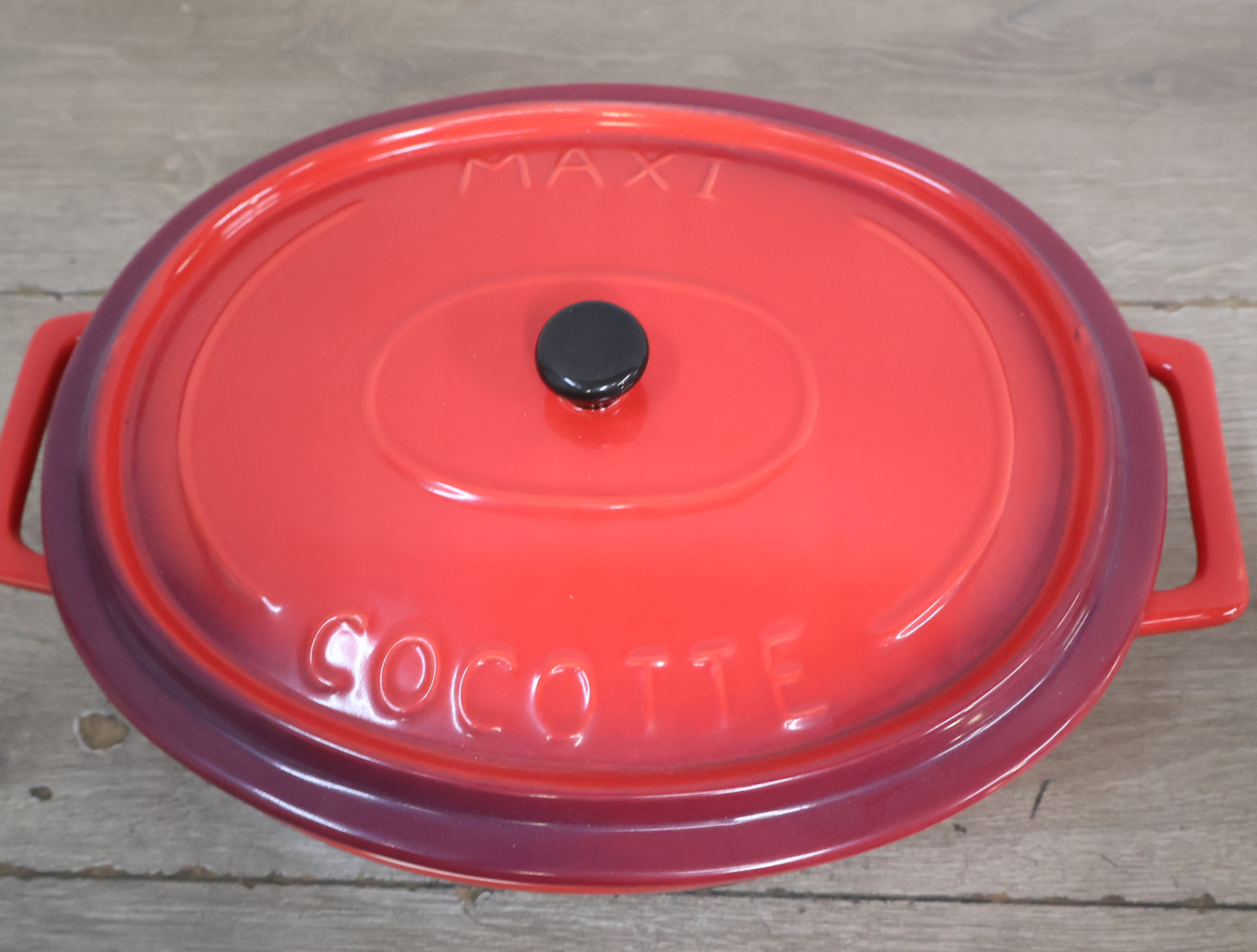 Rode Gusto Cocotte Gietijzeren Pan – foto 5 – kavel bij GSD Auctions, Zoeterwoude