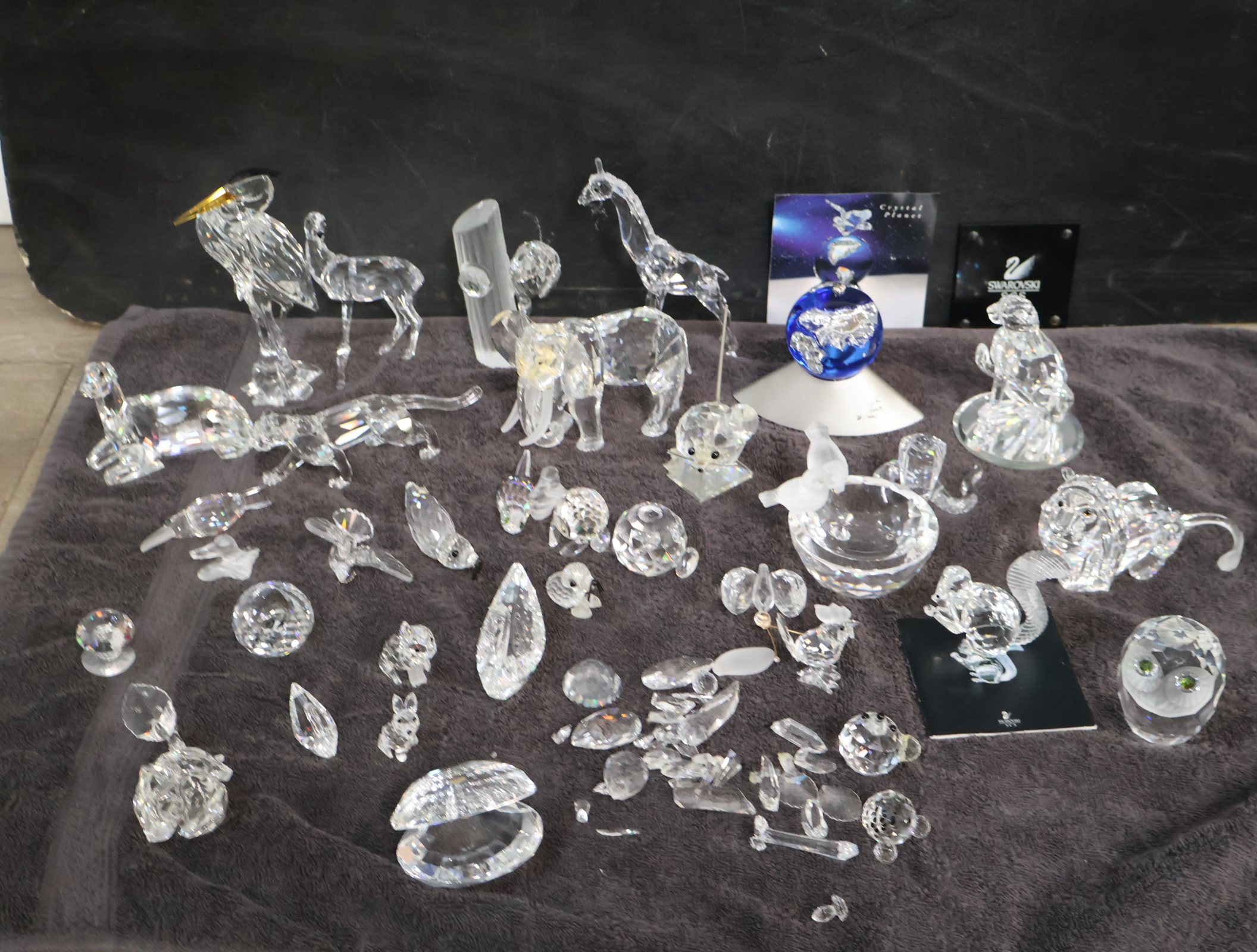 Verzameling swarovski dierenfiguren – foto 8 – kavel bij GSD Auctions, Zoeterwoude